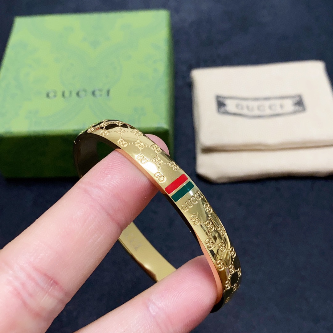 Gucci Double G bracelet