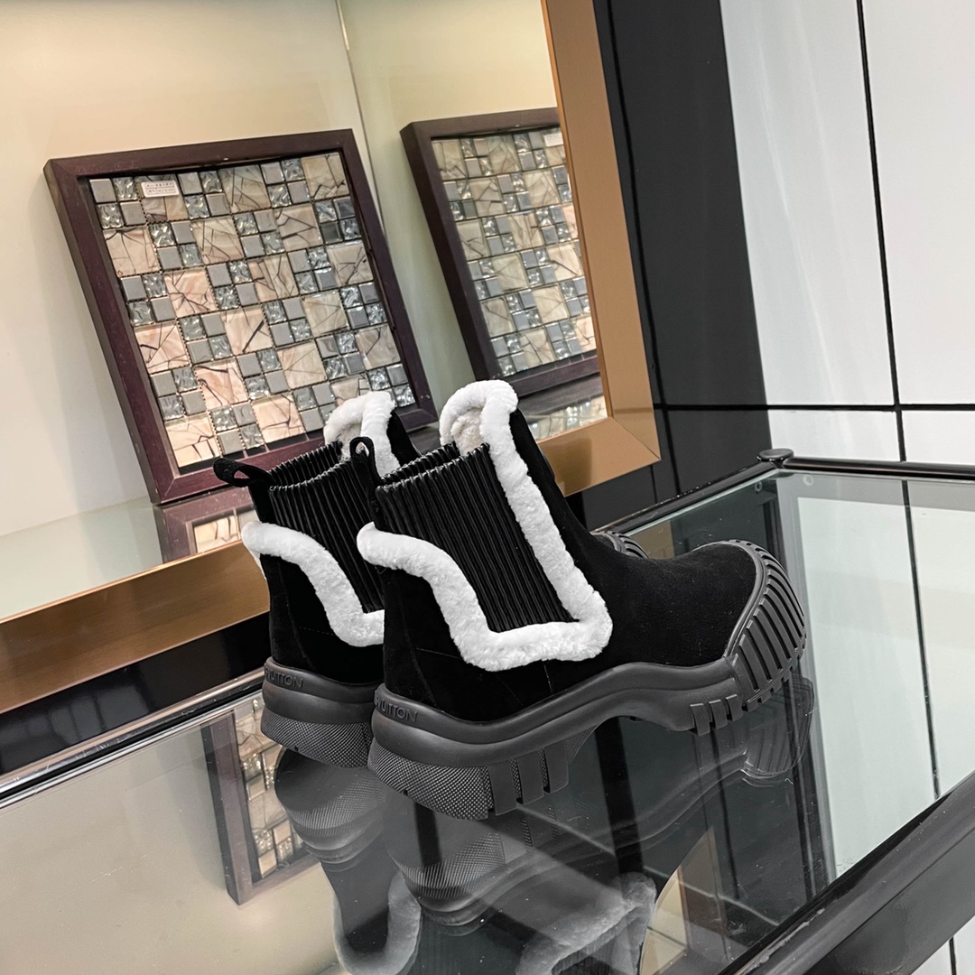 Louis Vuitton lv boots