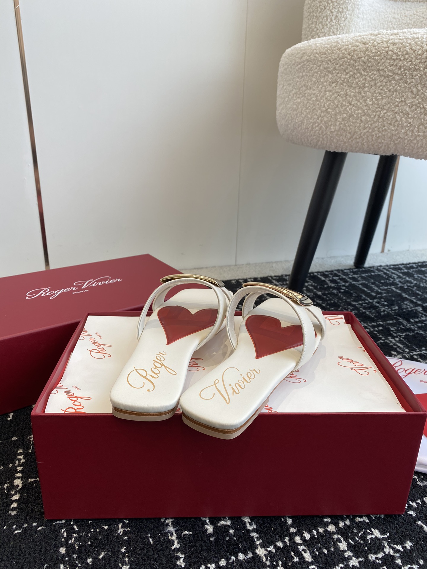 Roger vivier RV foreskin square buckle sandals