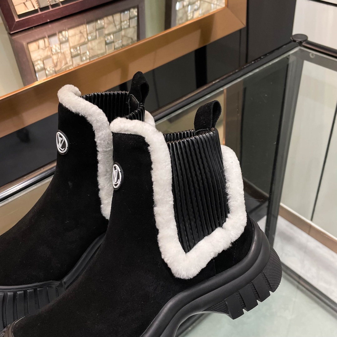 Louis Vuitton lv boots