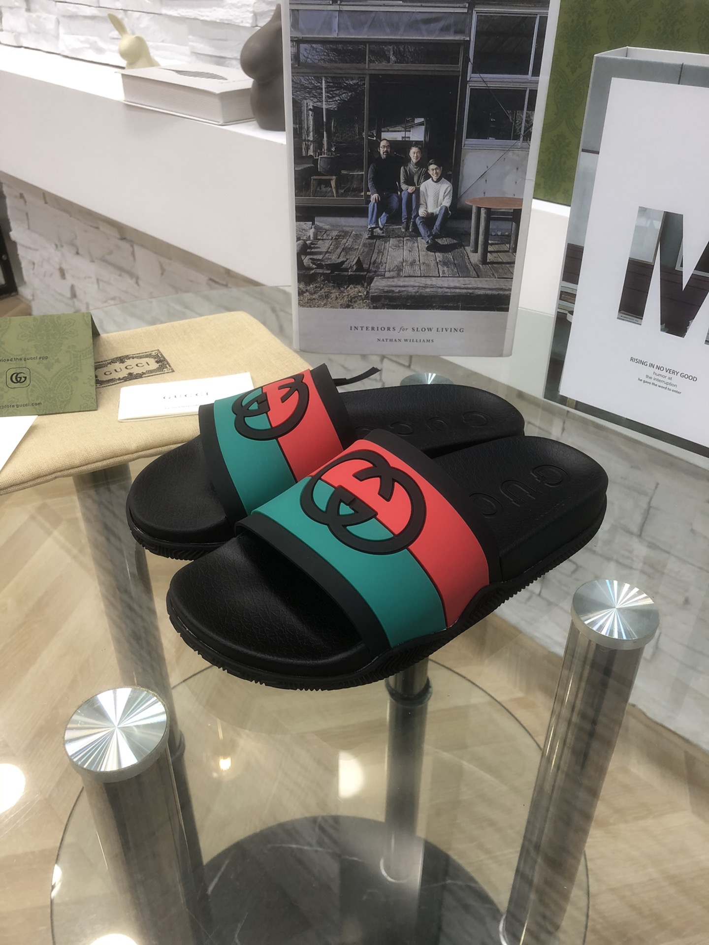 Gucci slippers