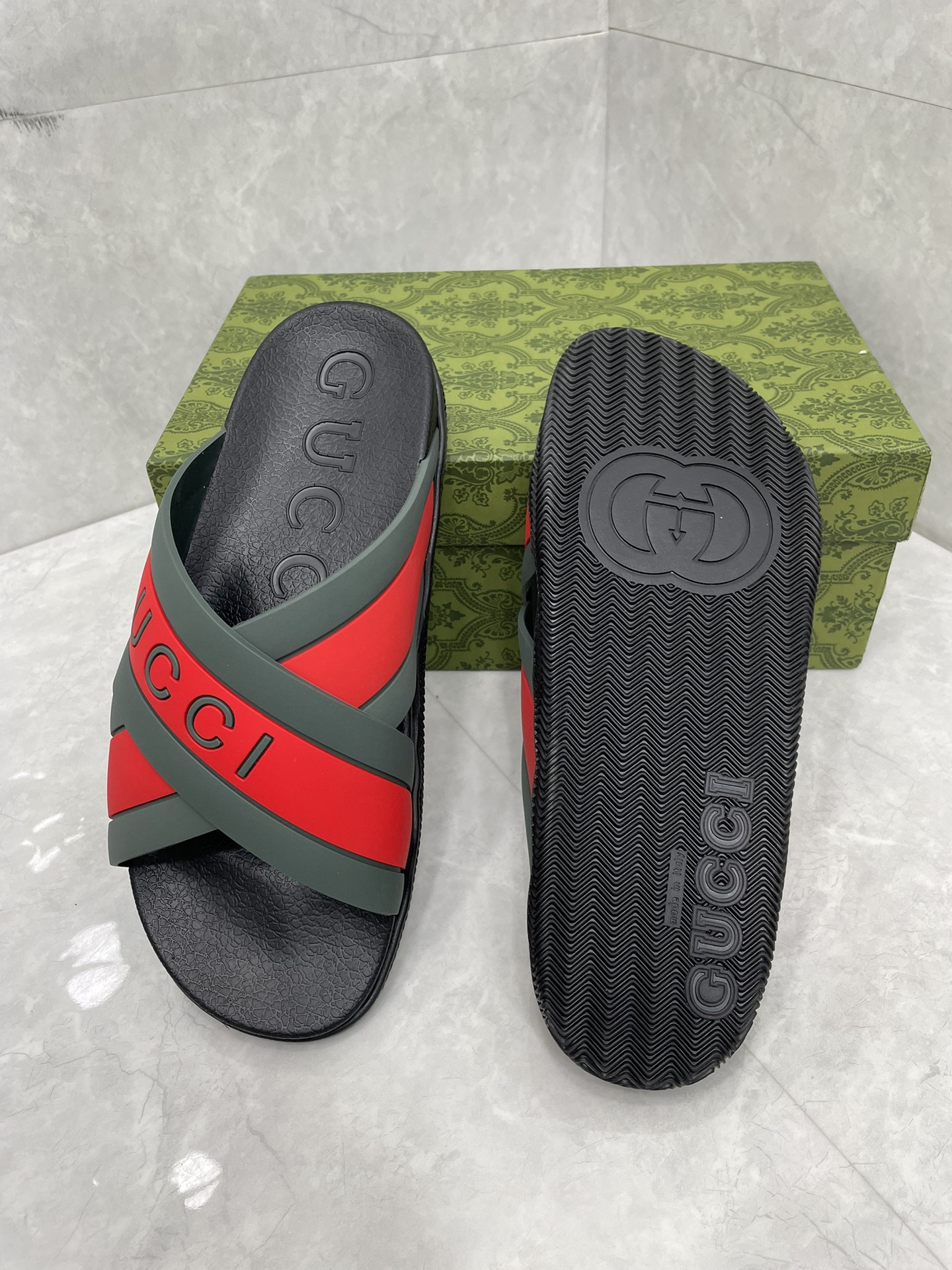 Gucci rubber slippers