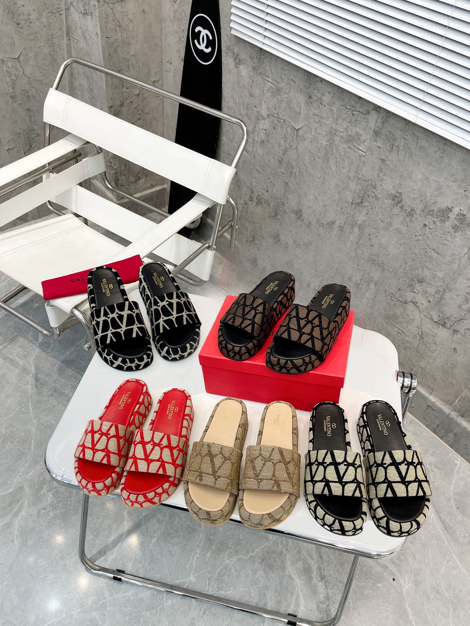Valentino 5cm platform slippers