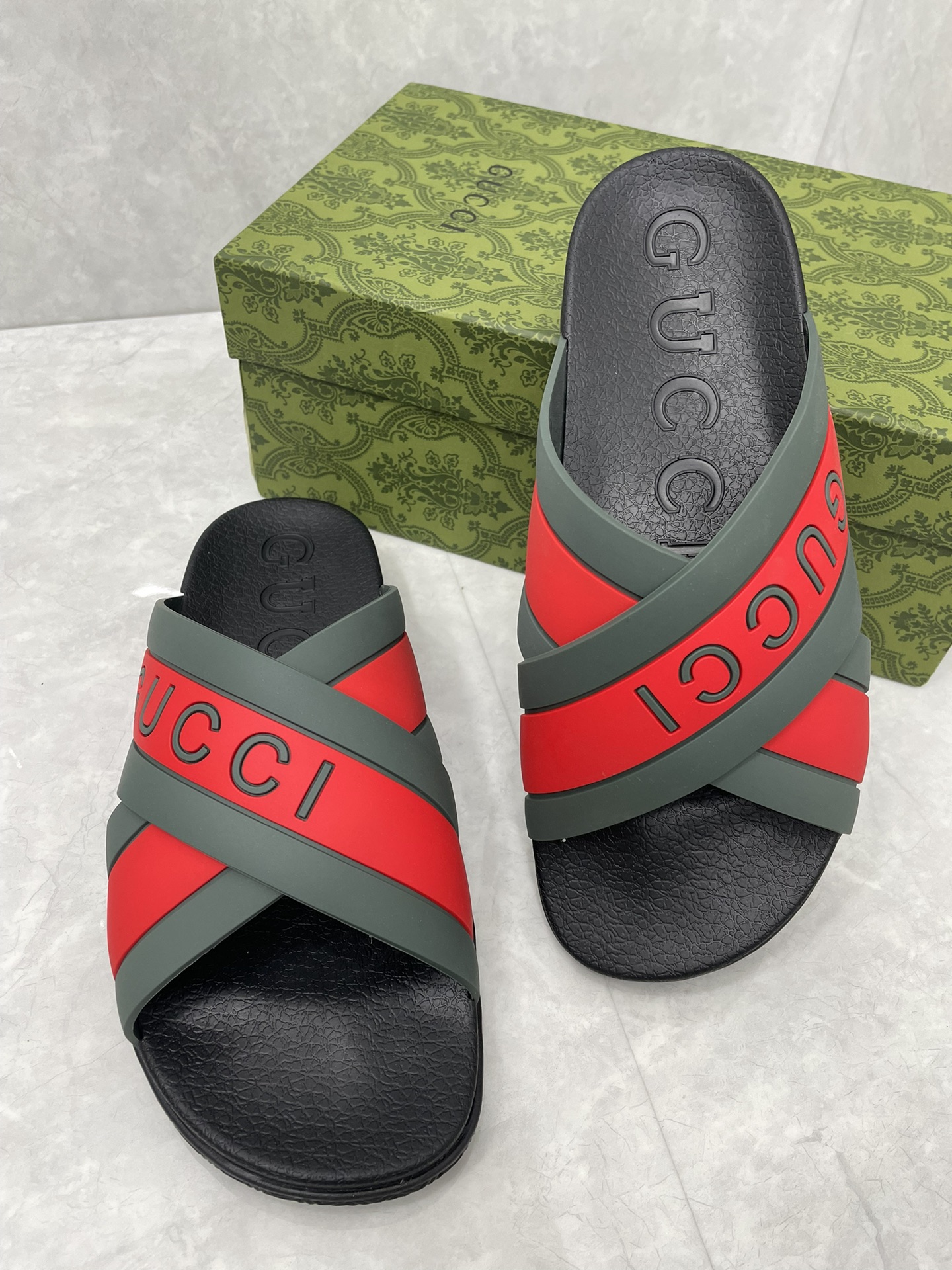 Gucci rubber slippers