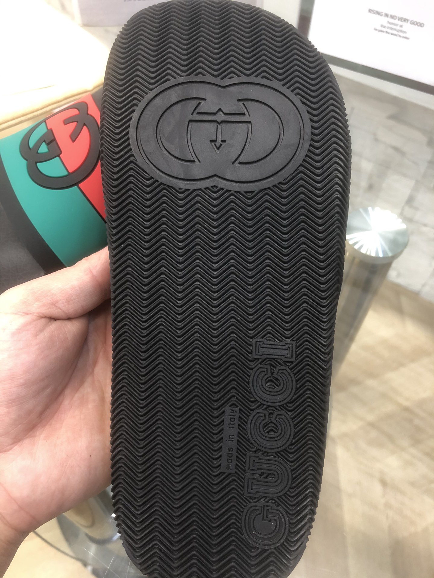 Gucci slippers