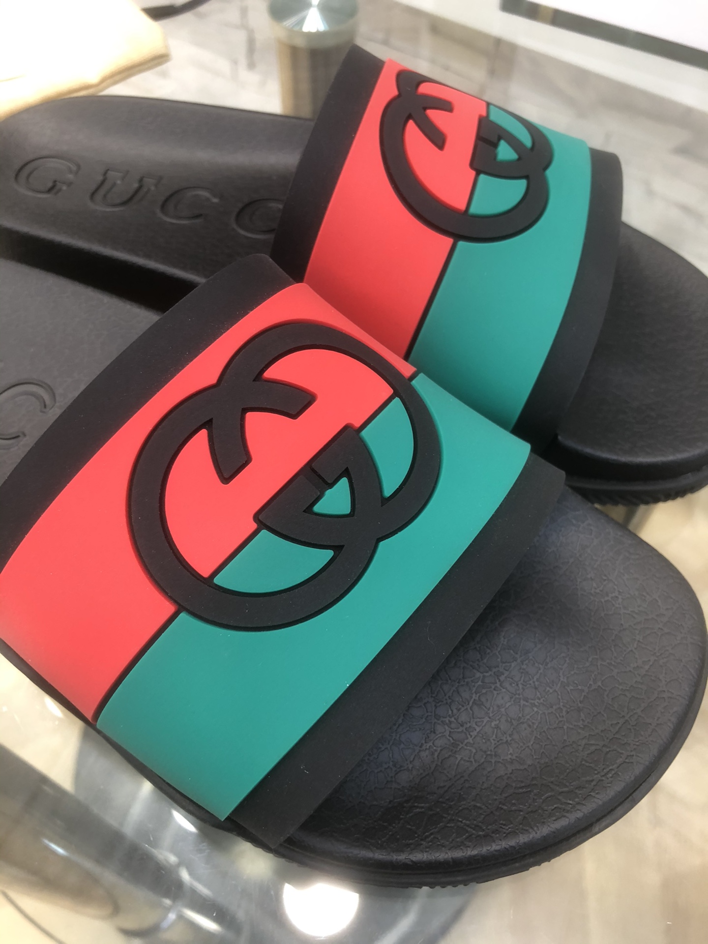 Gucci slippers
