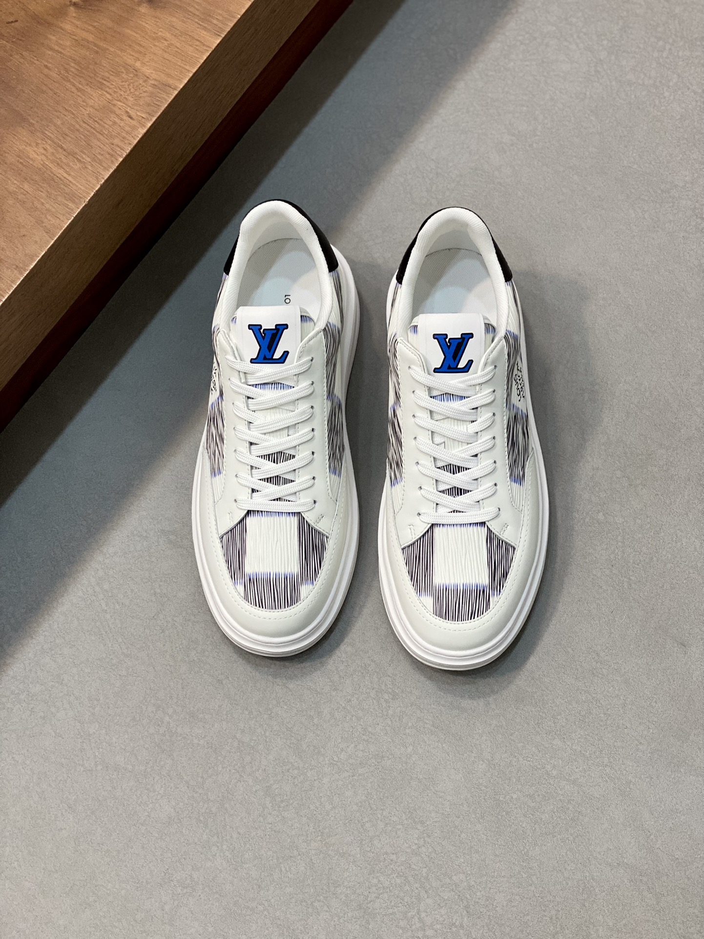 LV Men's Casual Beverly Hills Sneakers