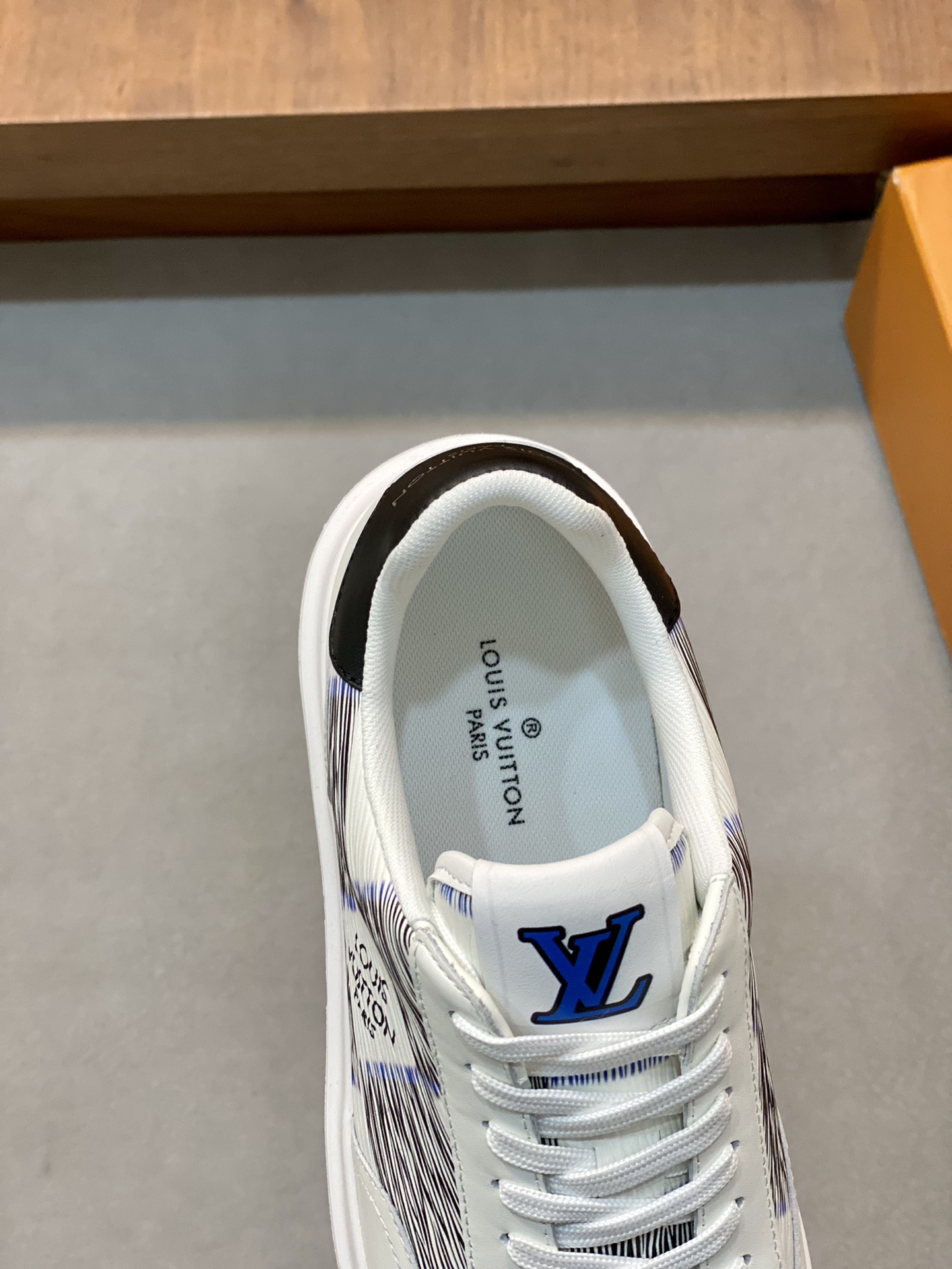LV Men's Casual Beverly Hills Sneakers