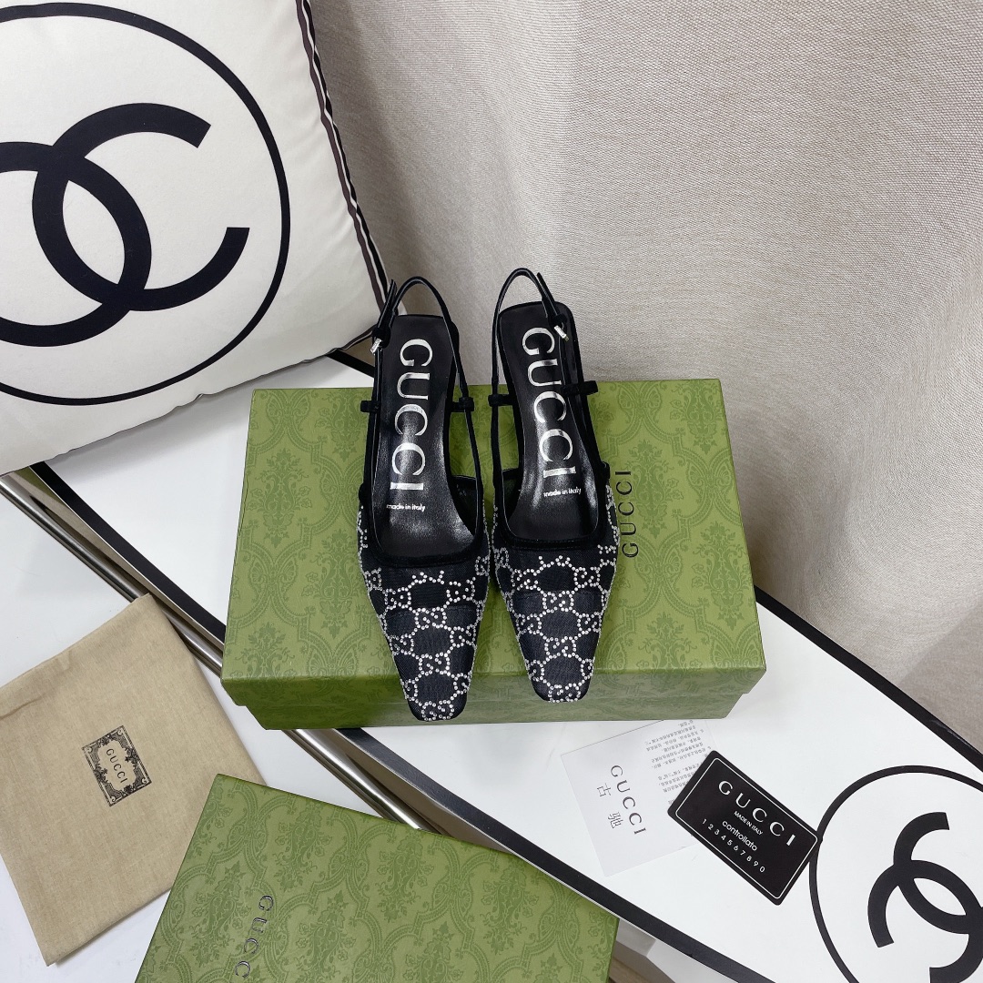 GUCCI HEELED SANDALS