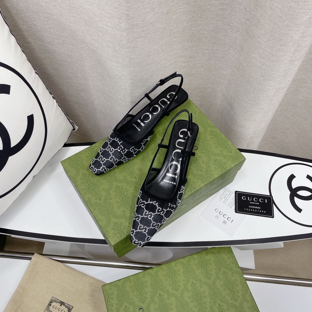 GUCCI HEELED SANDALS