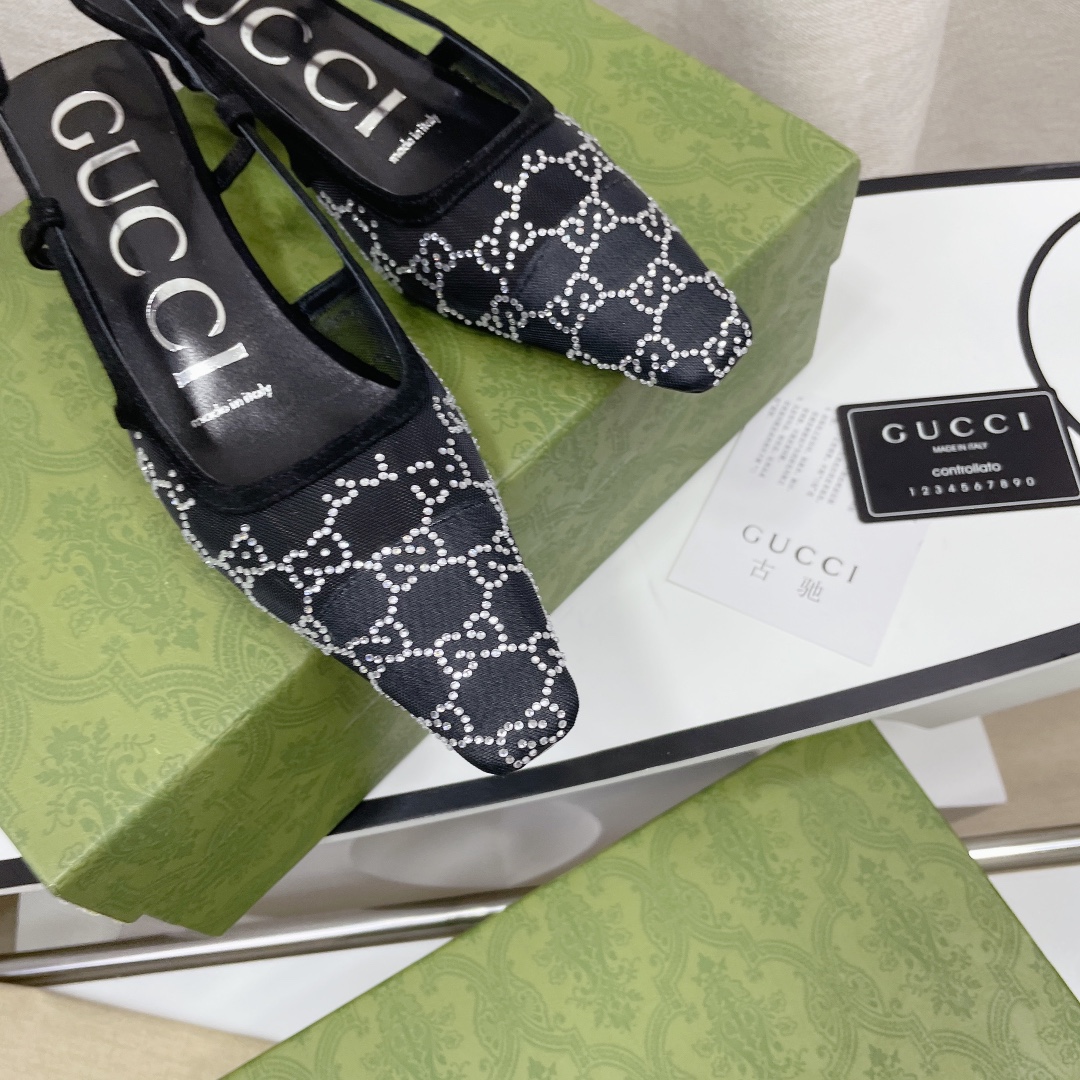 GUCCI HEELED SANDALS