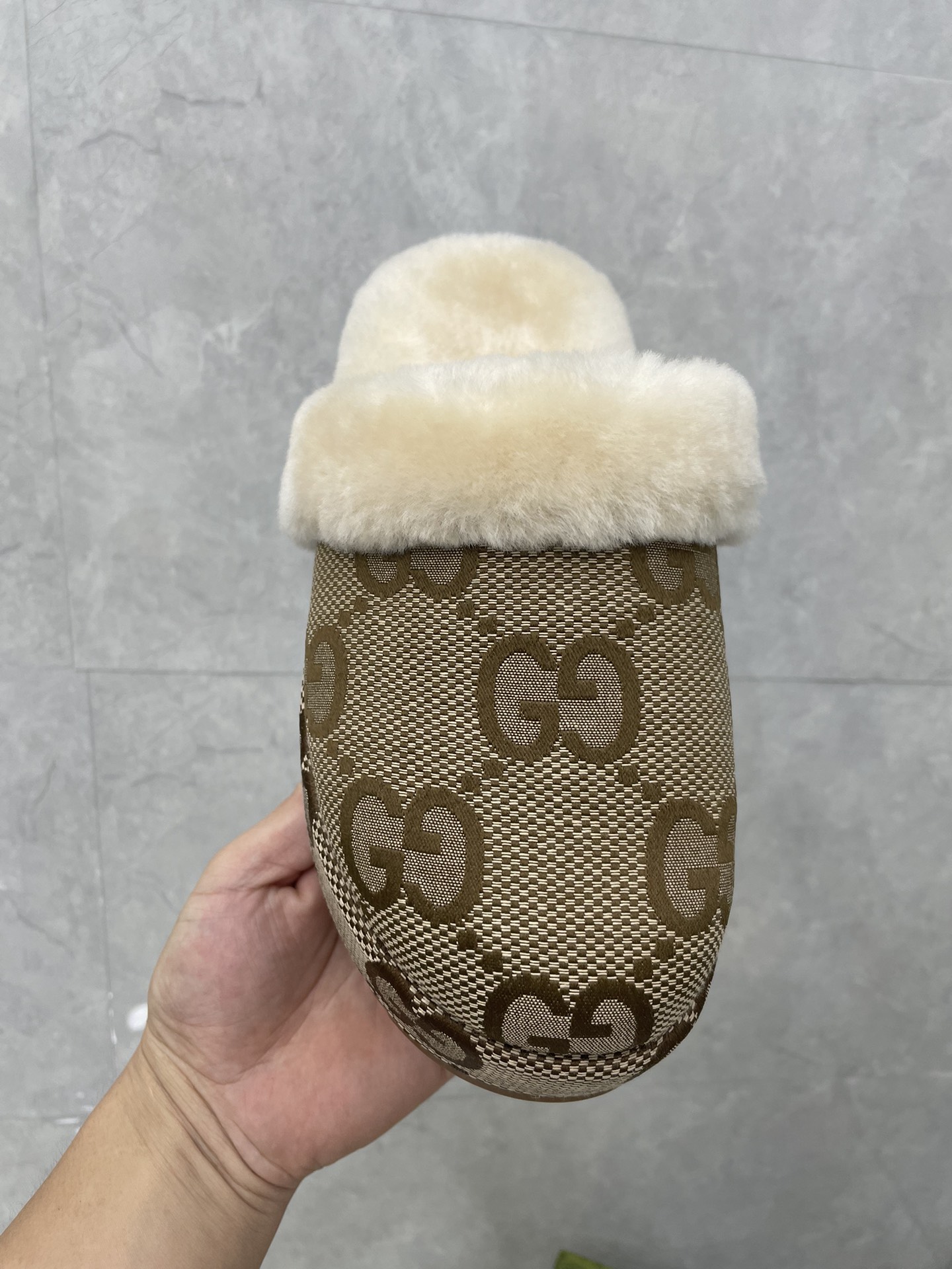 Gucci GG wool slippers