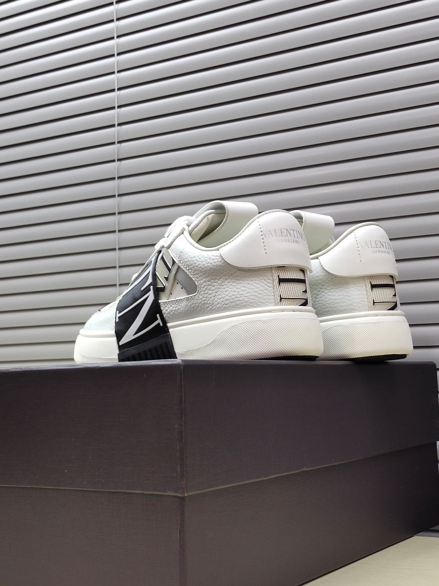 Valentino VL7N trainers