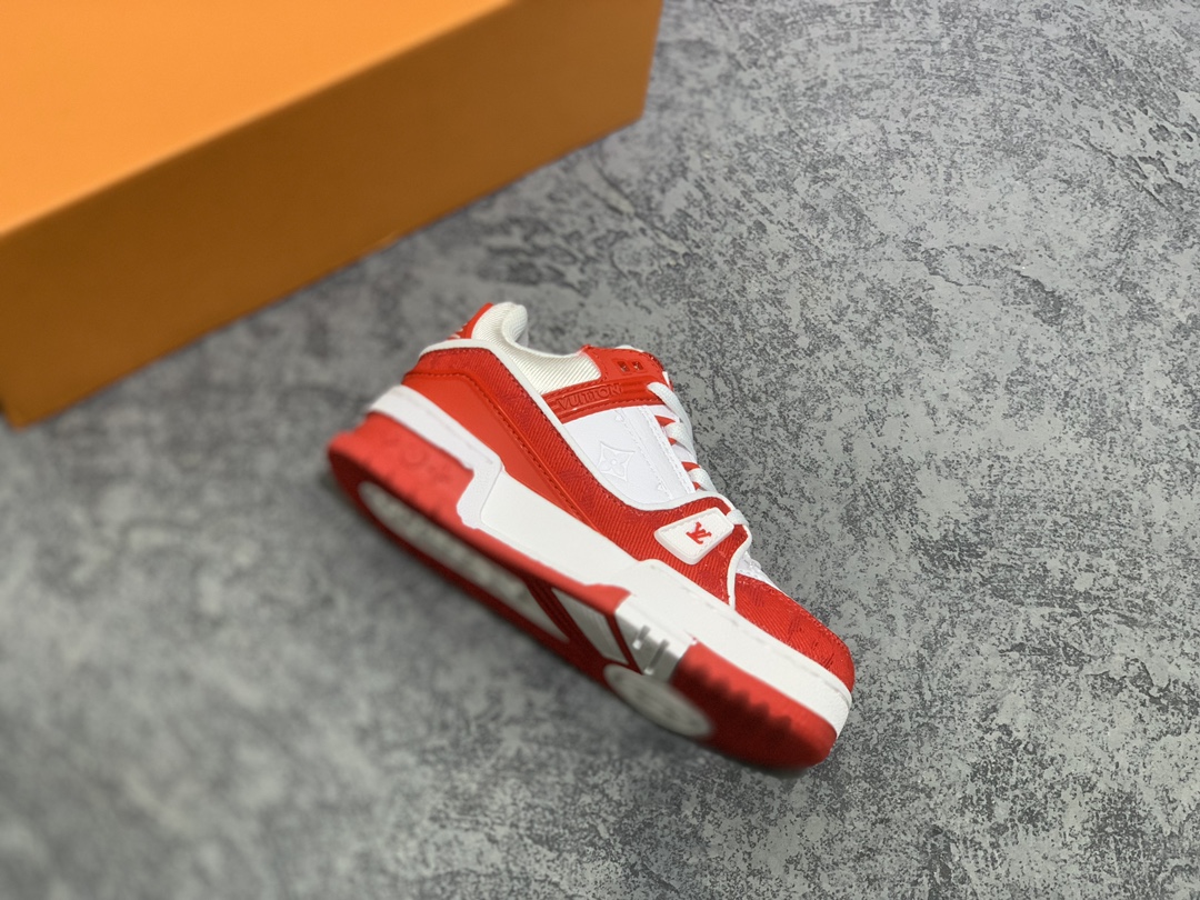 LV Trainer Kids shoes