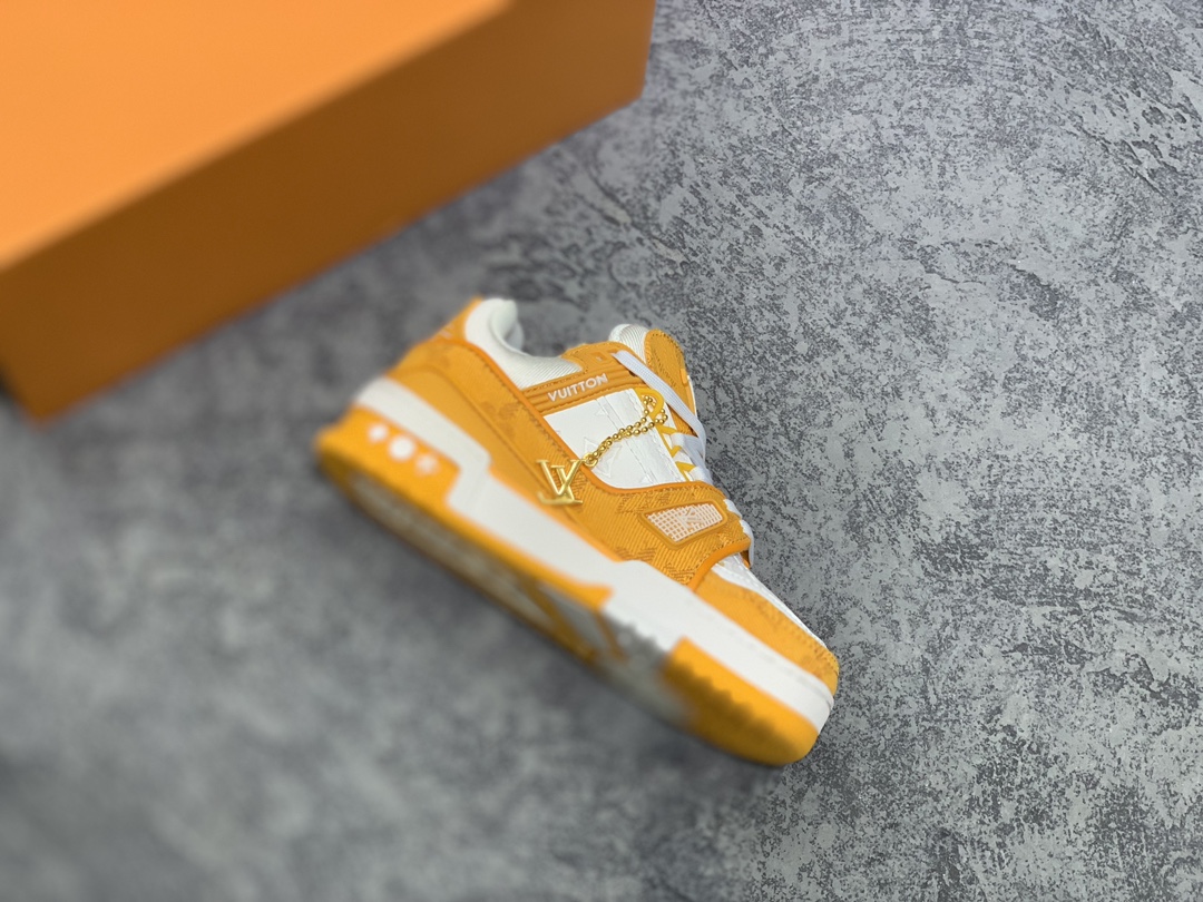 LV Trainer Kids shoes