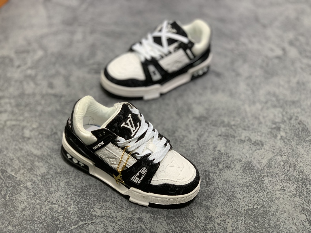 LV Trainer Kids shoes