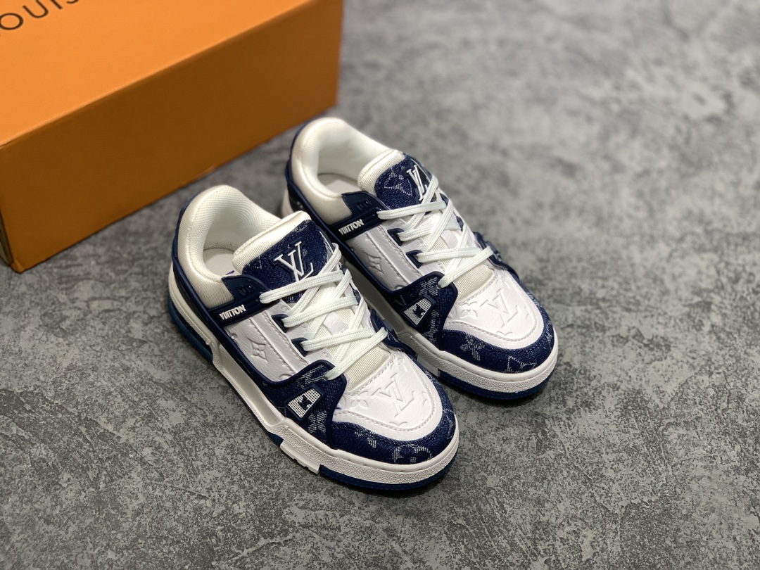 LV Trainer Kids shoes