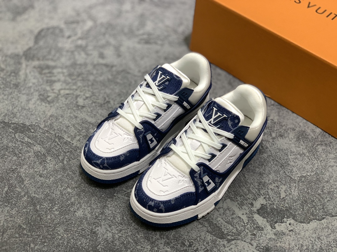 LV Trainer Kids shoes