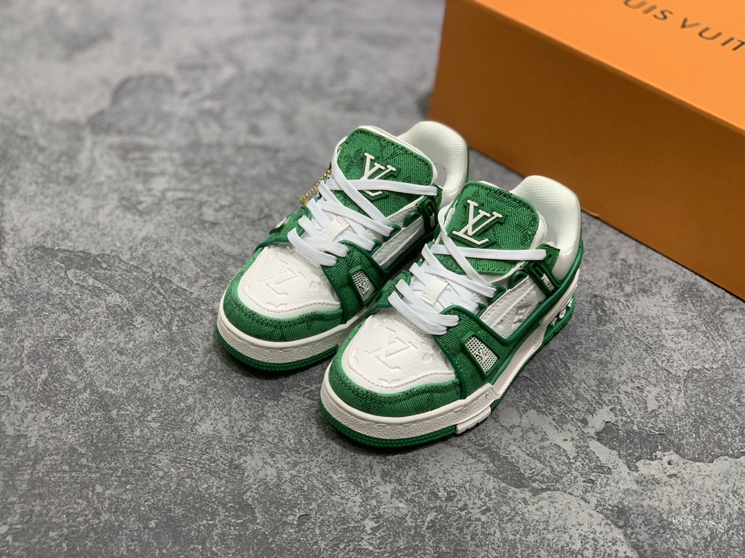 LV Trainer Kids shoes