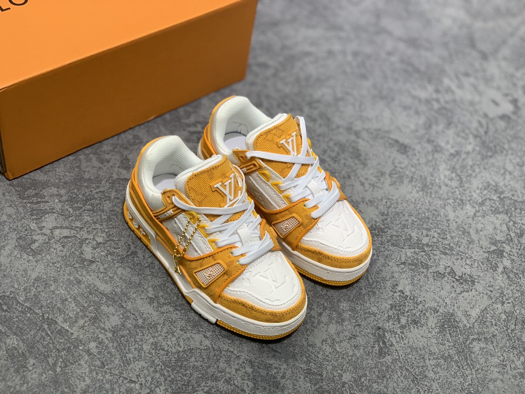 LV Trainer Kids shoes