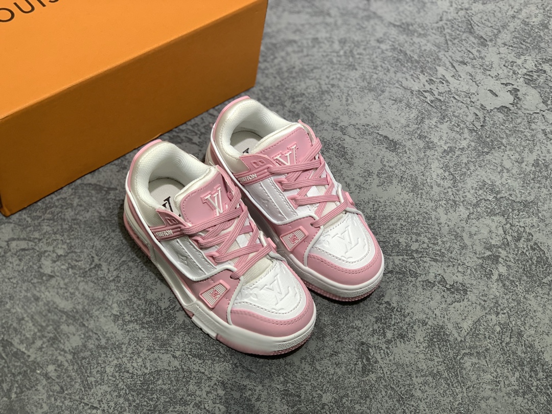 LV Trainer Kids shoes