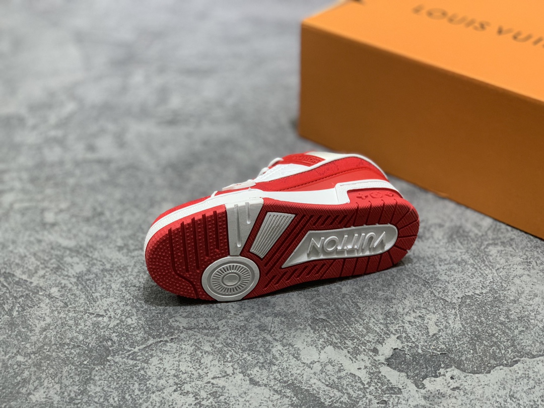 LV Trainer Kids shoes