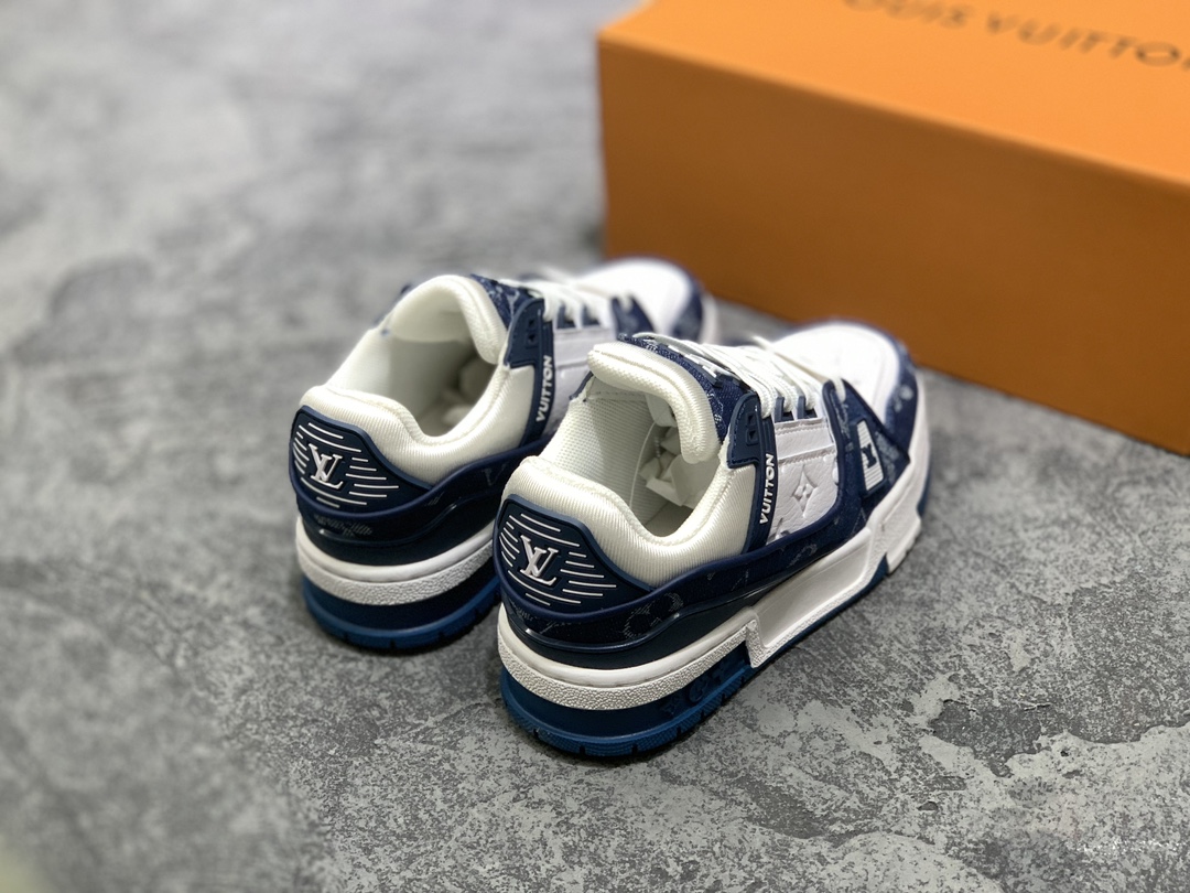 LV Trainer Kids shoes