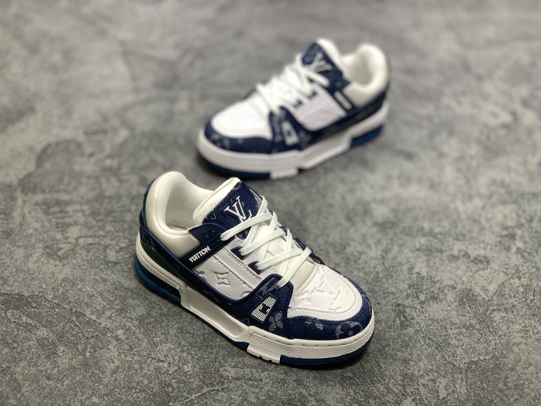 LV Trainer Kids shoes