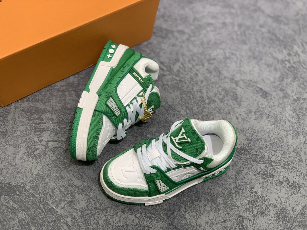 LV Trainer Kids shoes