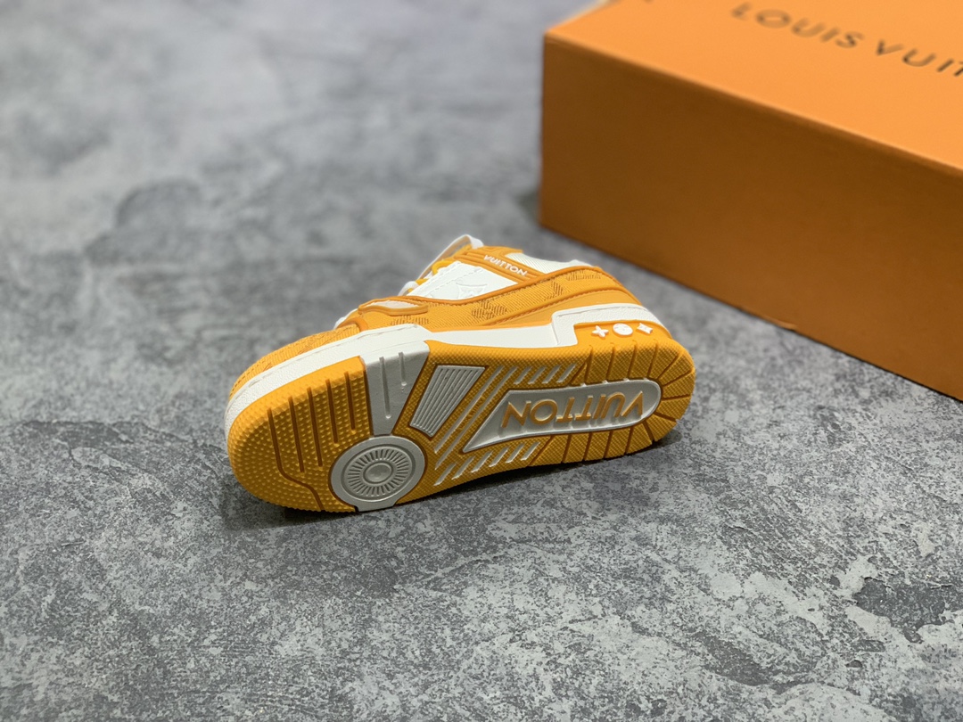 LV Trainer Kids shoes