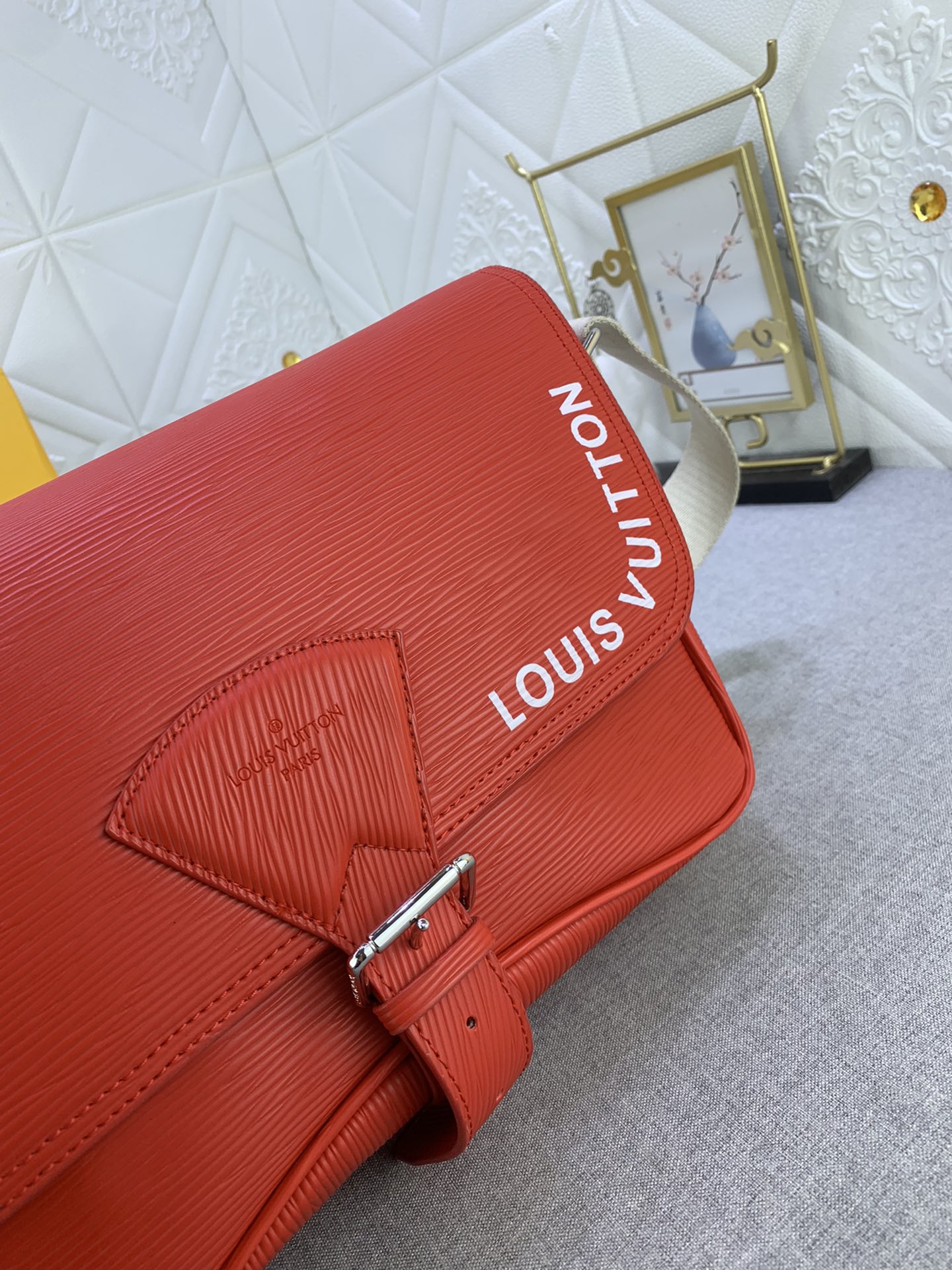 LV MONTSOURIS MESSENGER BAGS