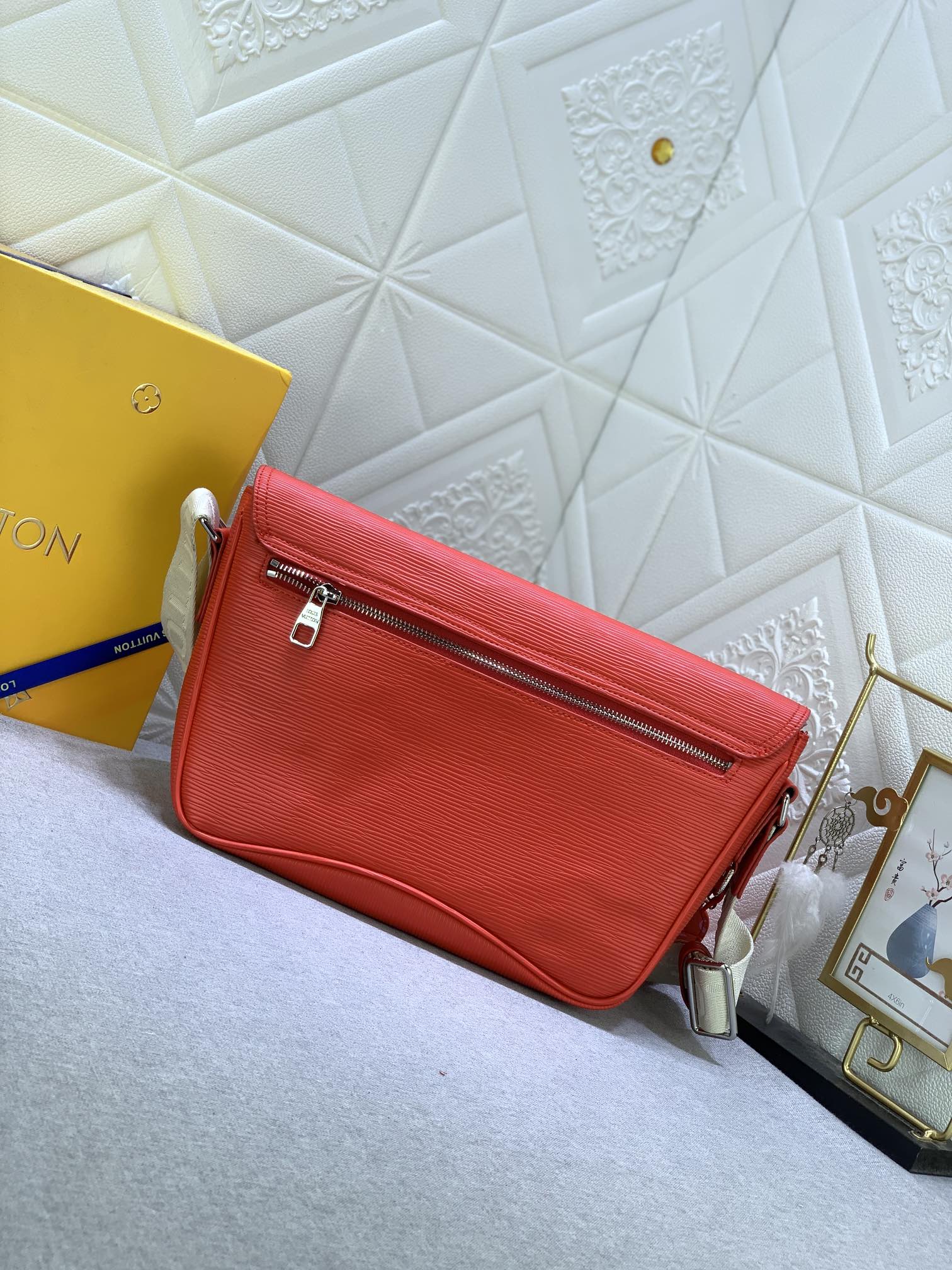 LV MONTSOURIS MESSENGER BAGS