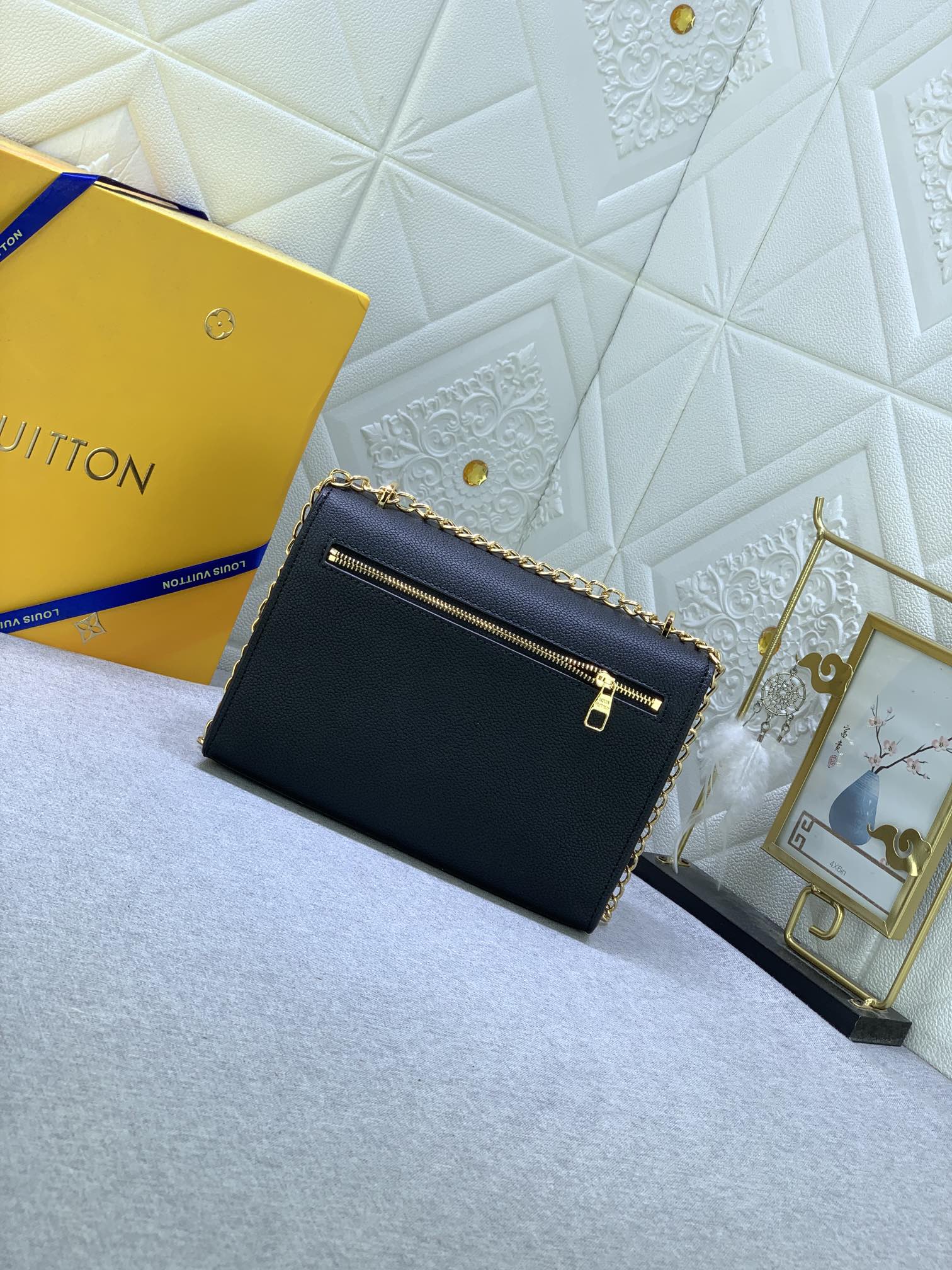 LV Mylockme chain bags