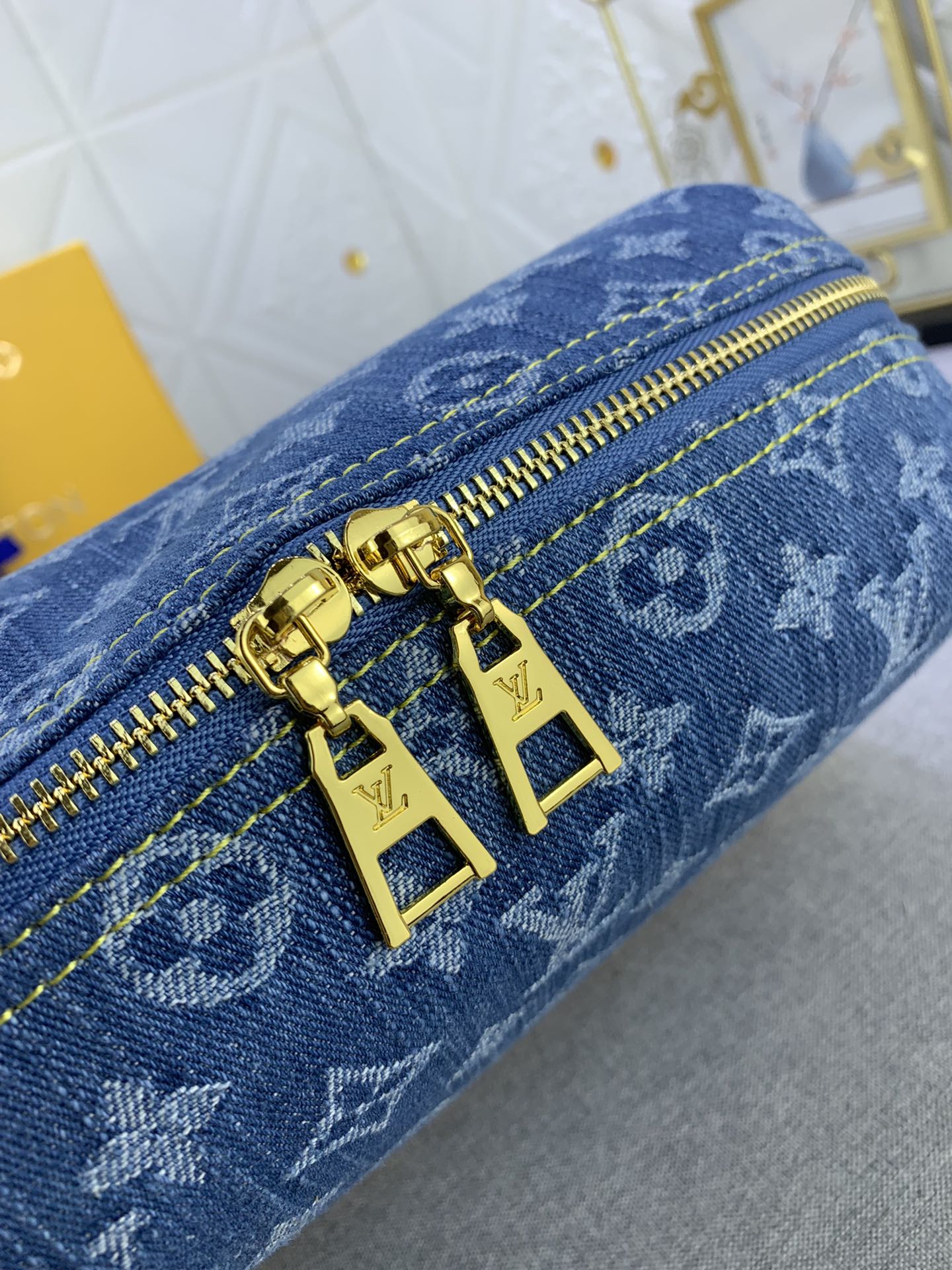 LV Mini Pochette Accessories small handbags