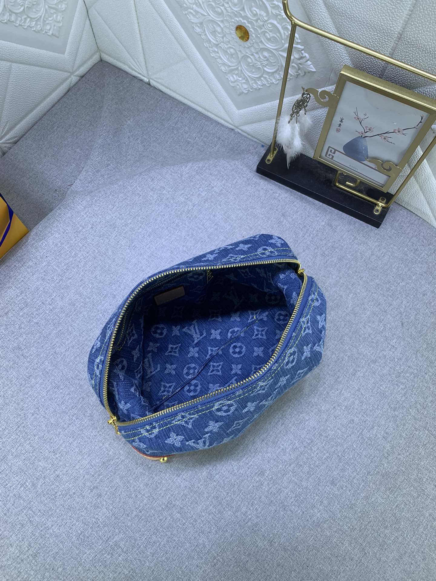 LV Mini Pochette Accessories small handbags