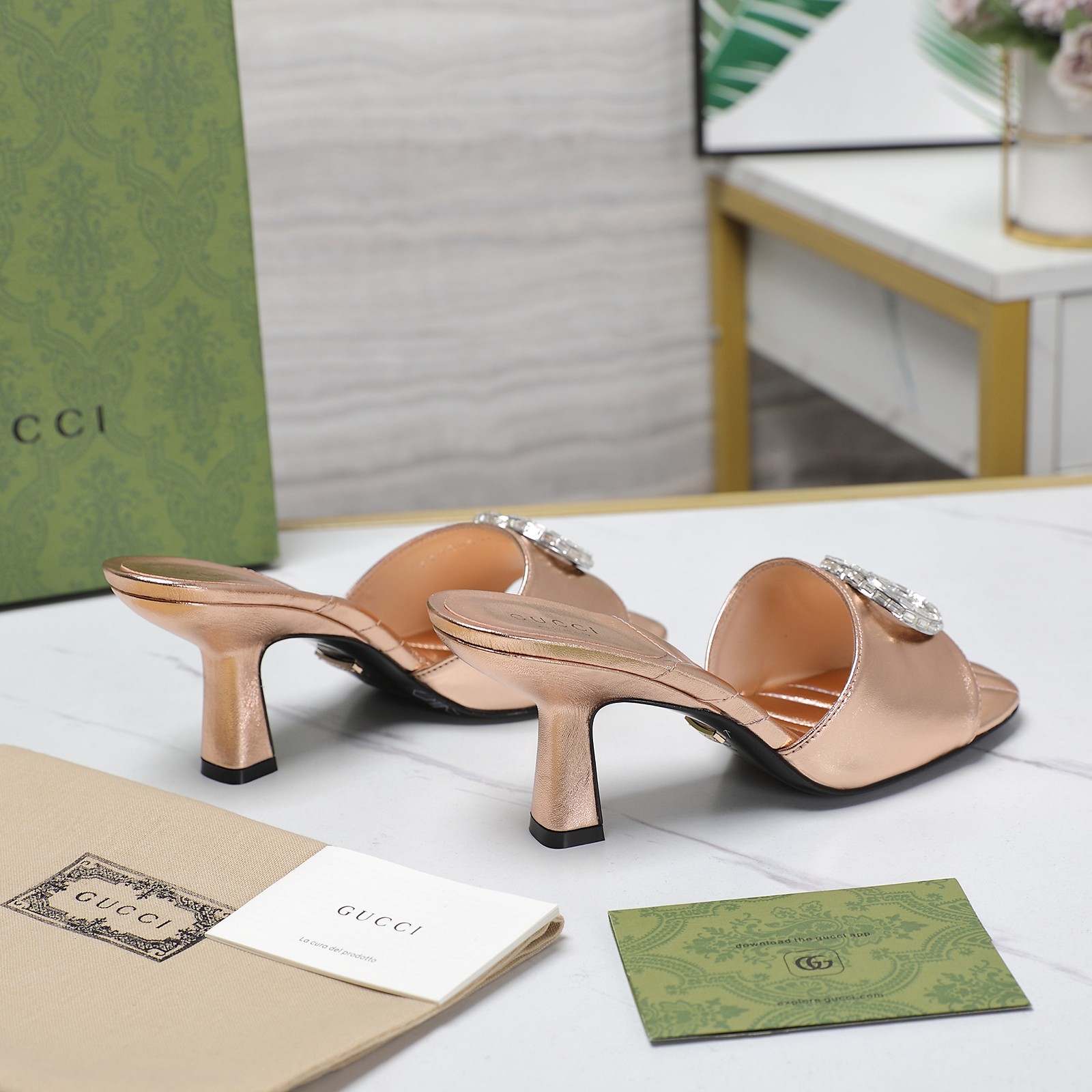 GUCCI GG DIAMOND CLASP MID-HEEL SLIPPERS