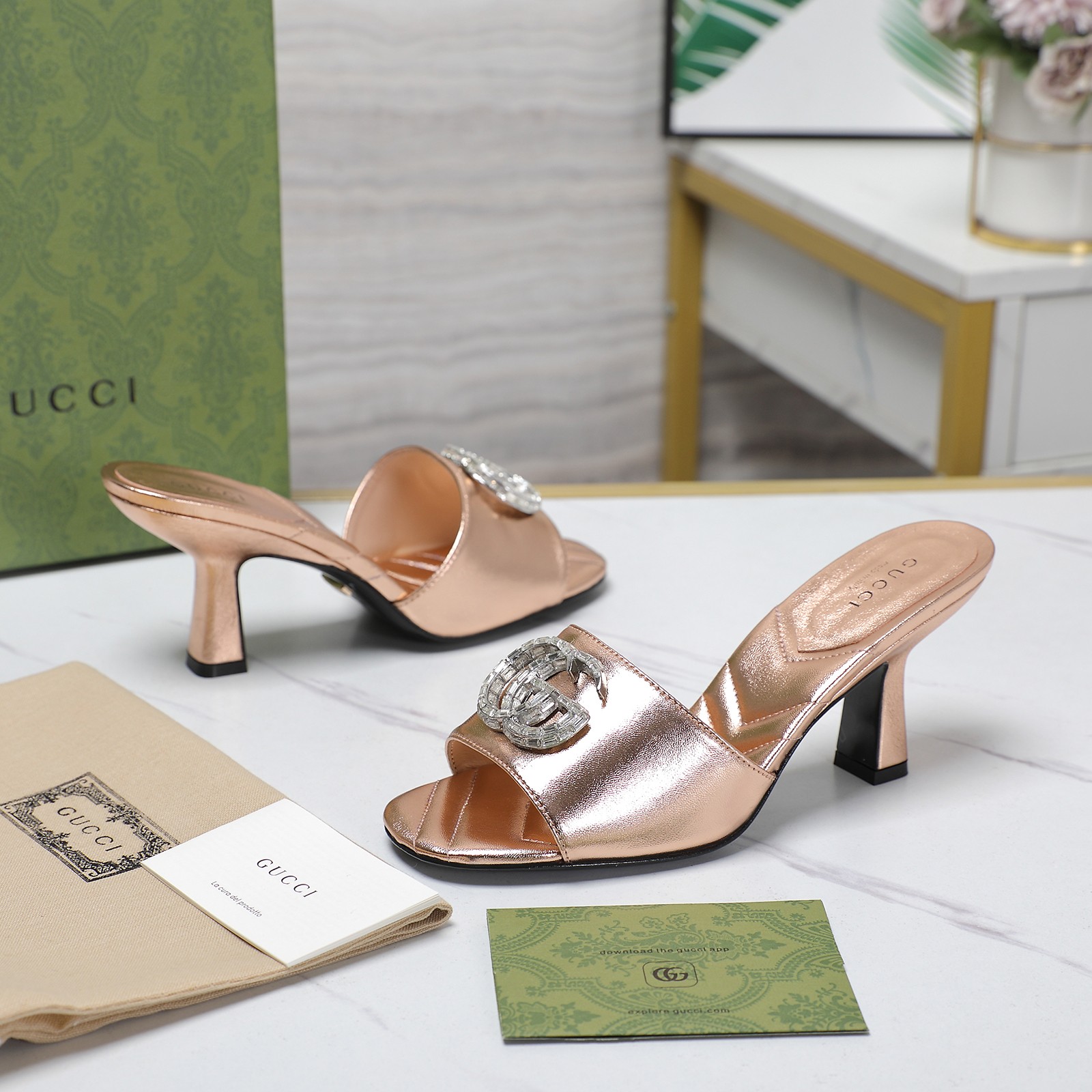 GUCCI GG DIAMOND CLASP MID-HEEL SLIPPERS