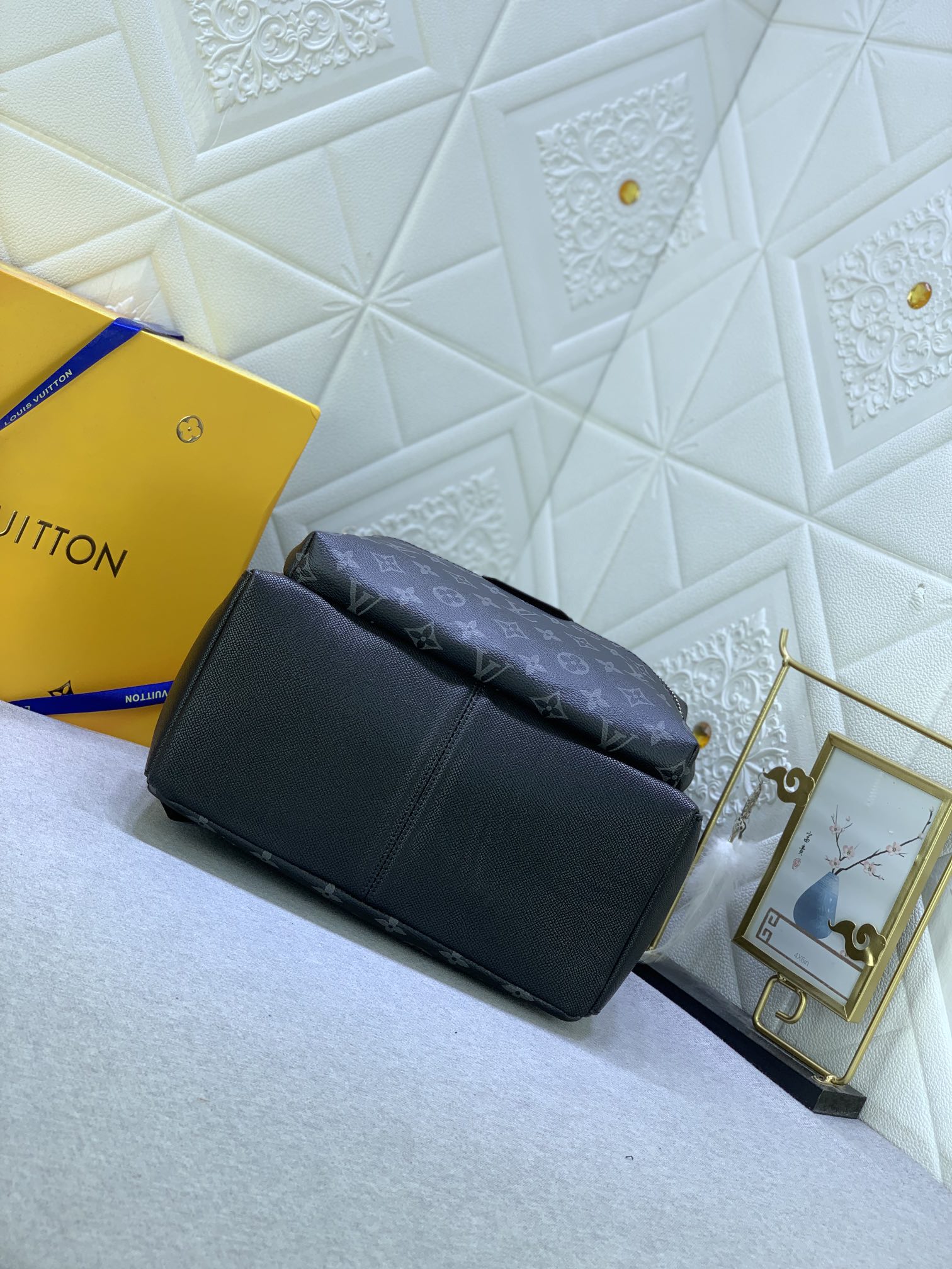 LV DISCOVERY backpack