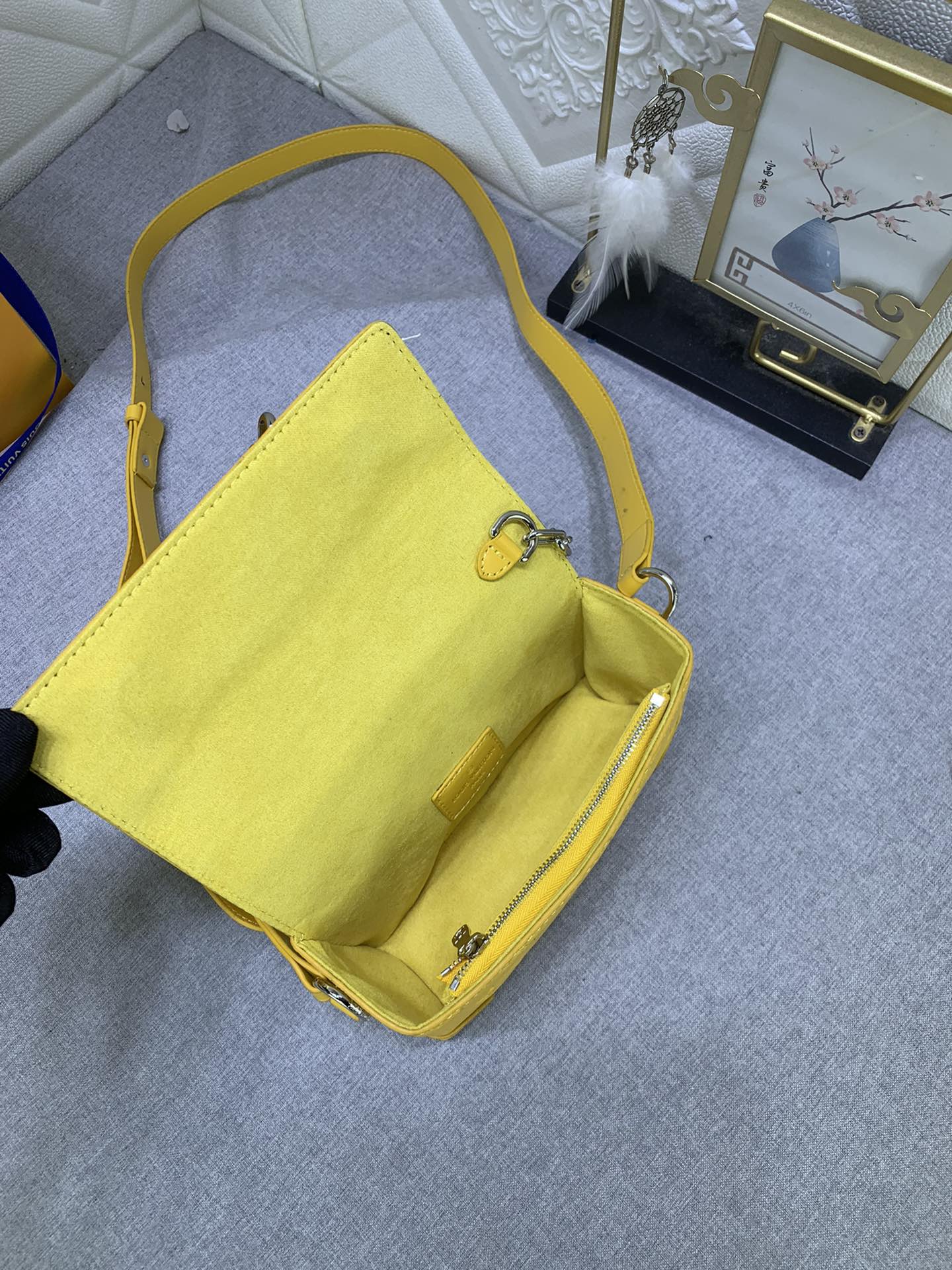 LV Steamer mini bags