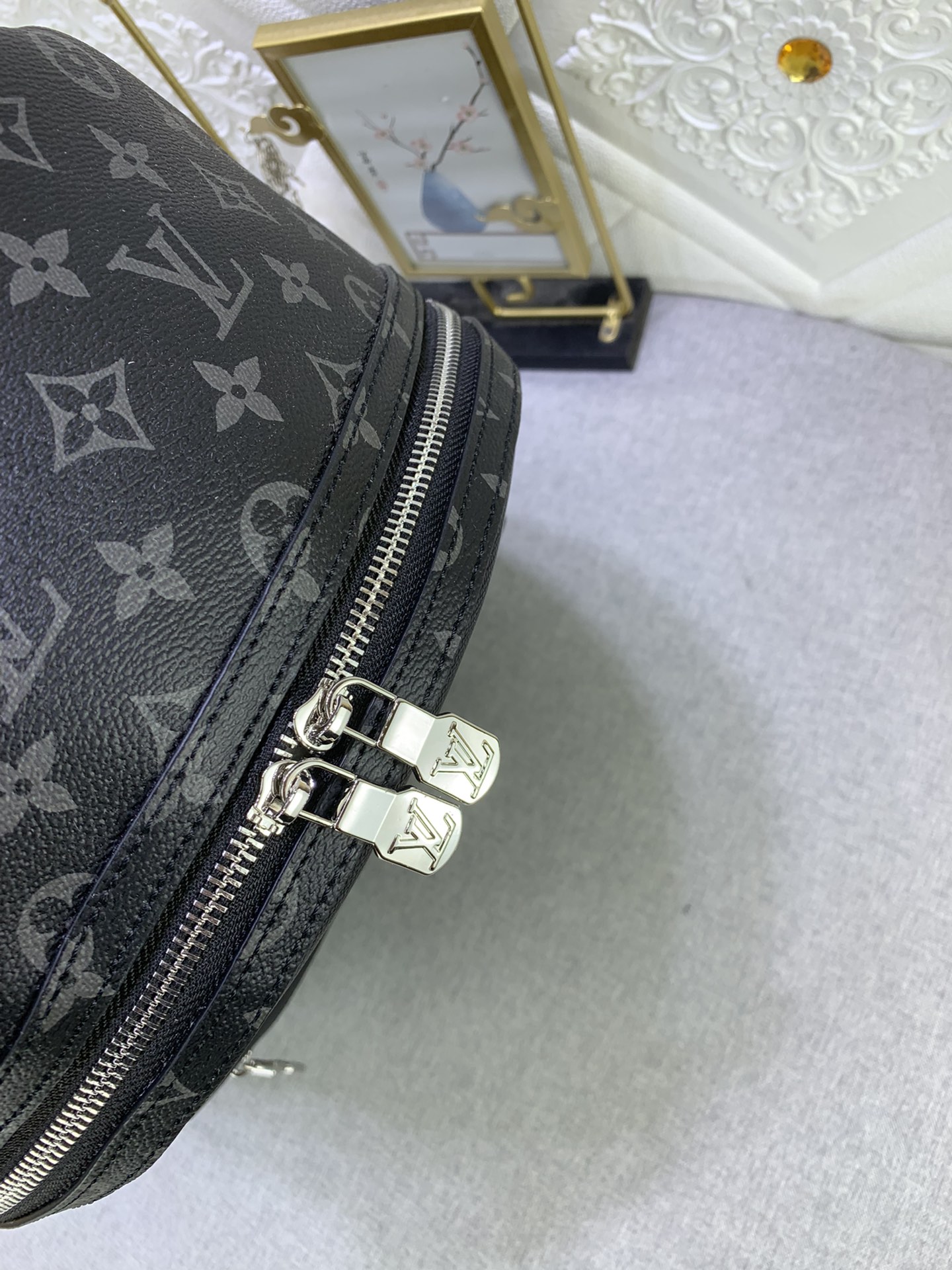 LV DISCOVERY backpack