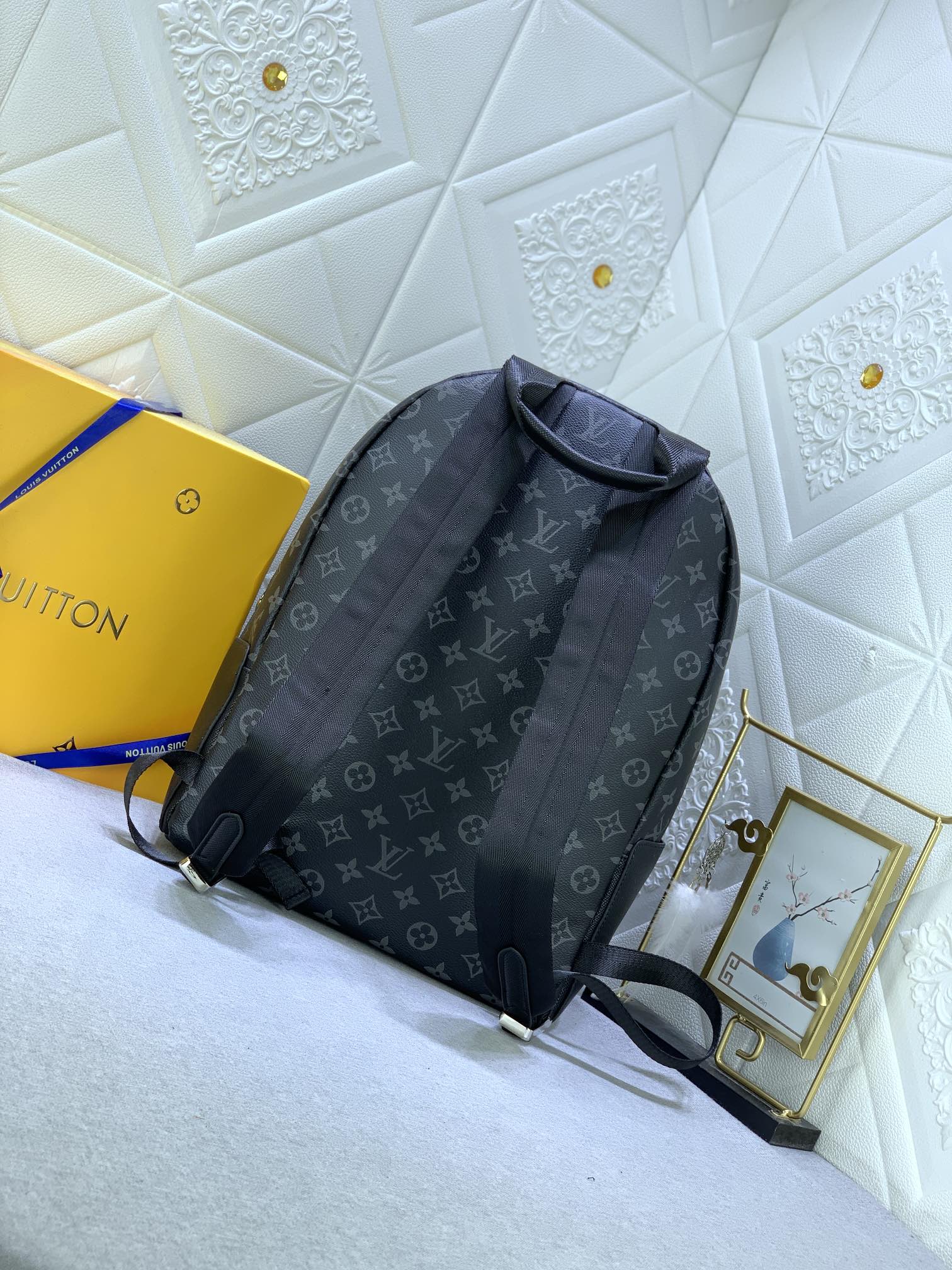 LV DISCOVERY backpack