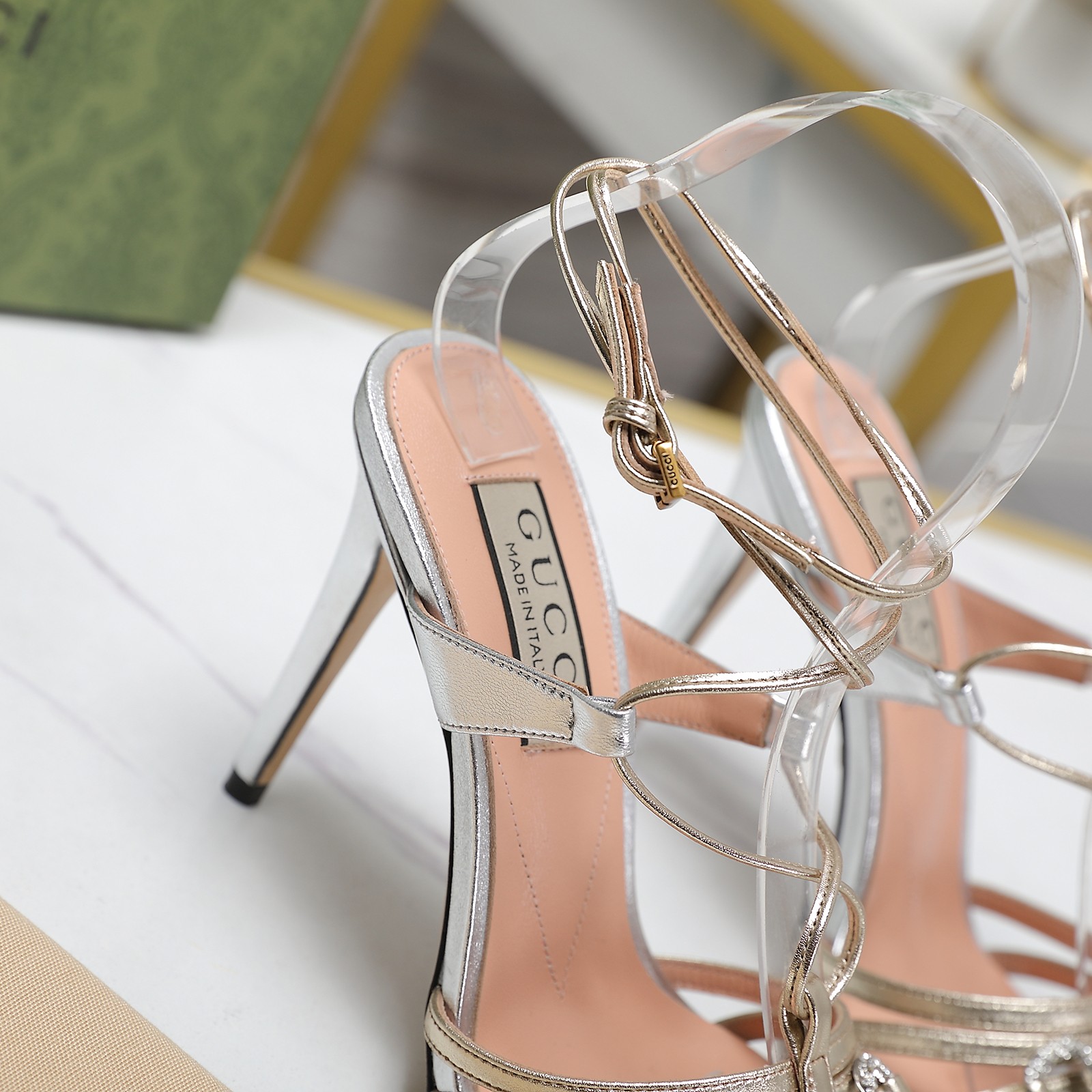 Gucci Double G diamond chain buckle with sandals on the back heel