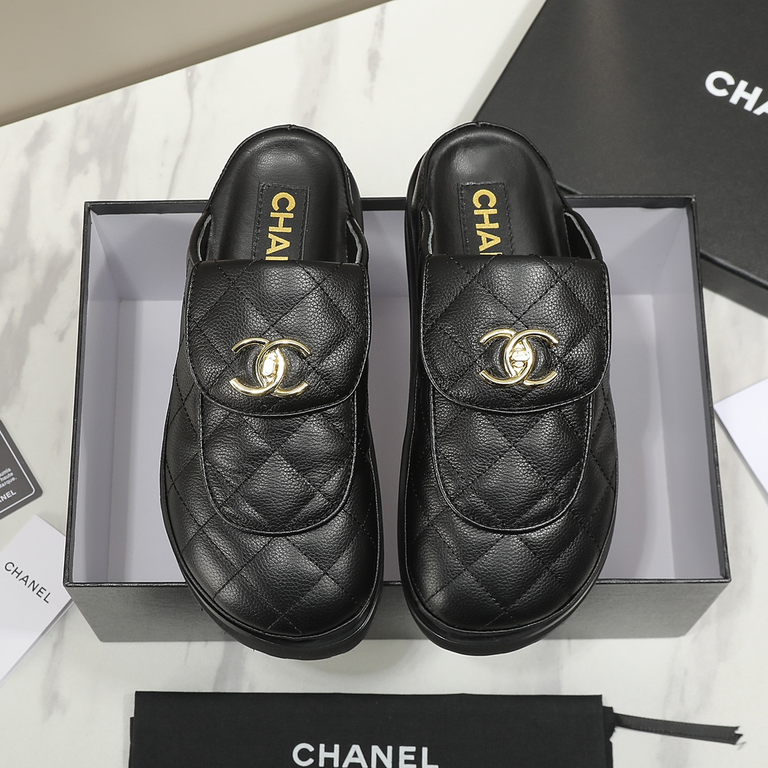 CHANEL Birkenstock toe slippers