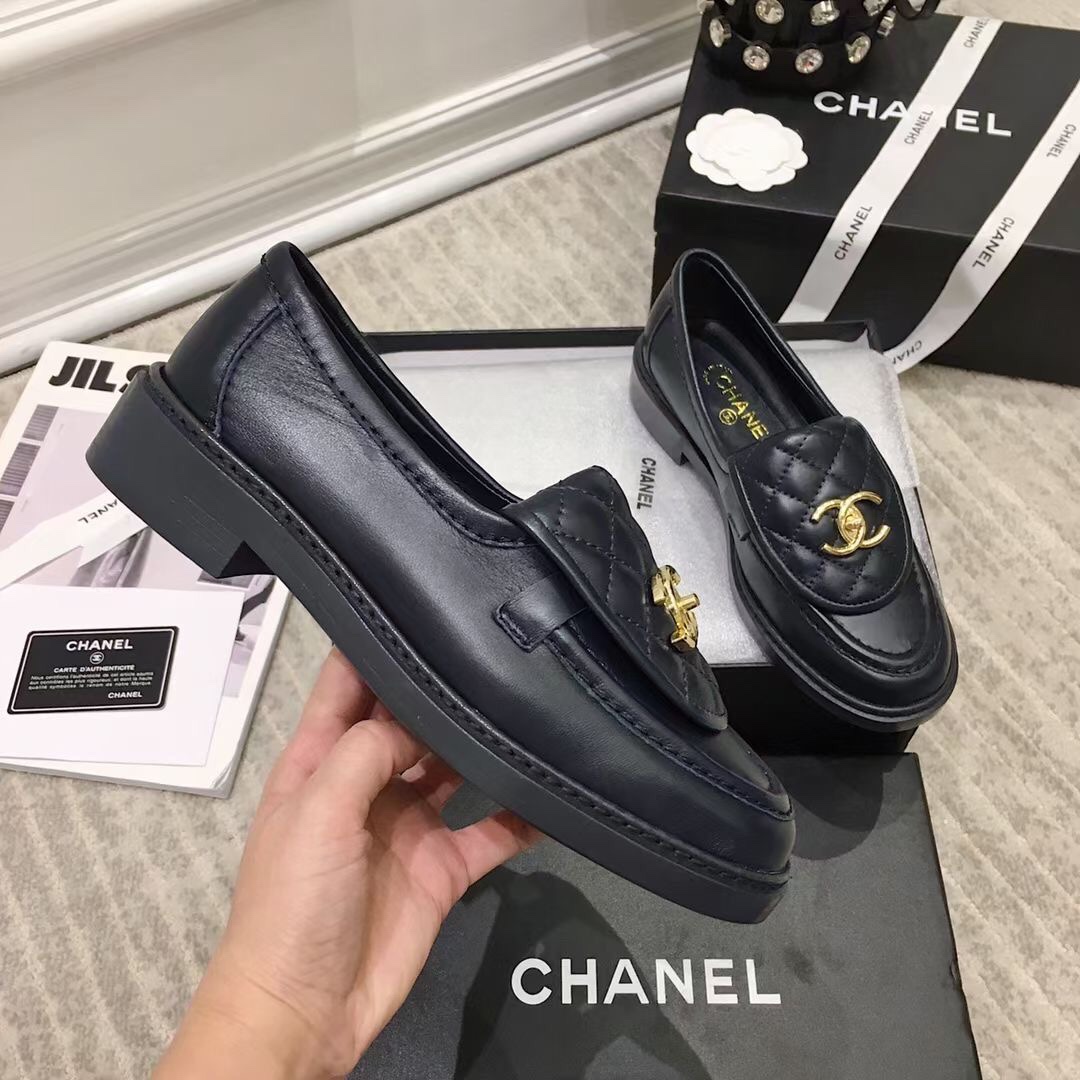 CHANEL Loafers