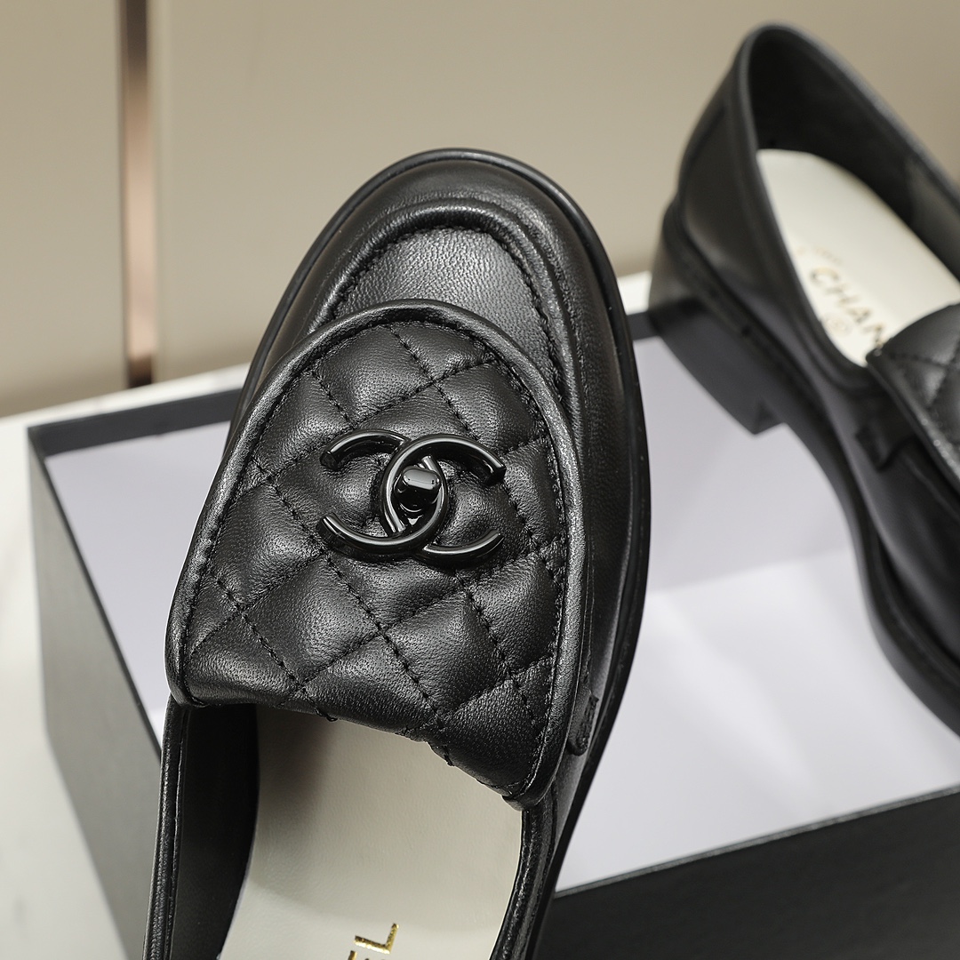 CHANEL Loafers