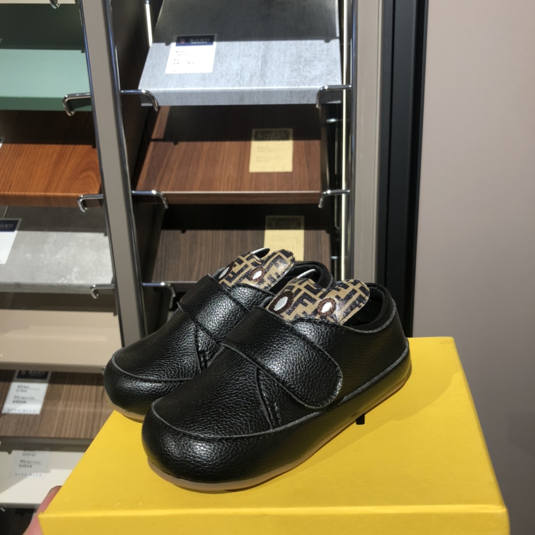 FENDI BB children's shoes