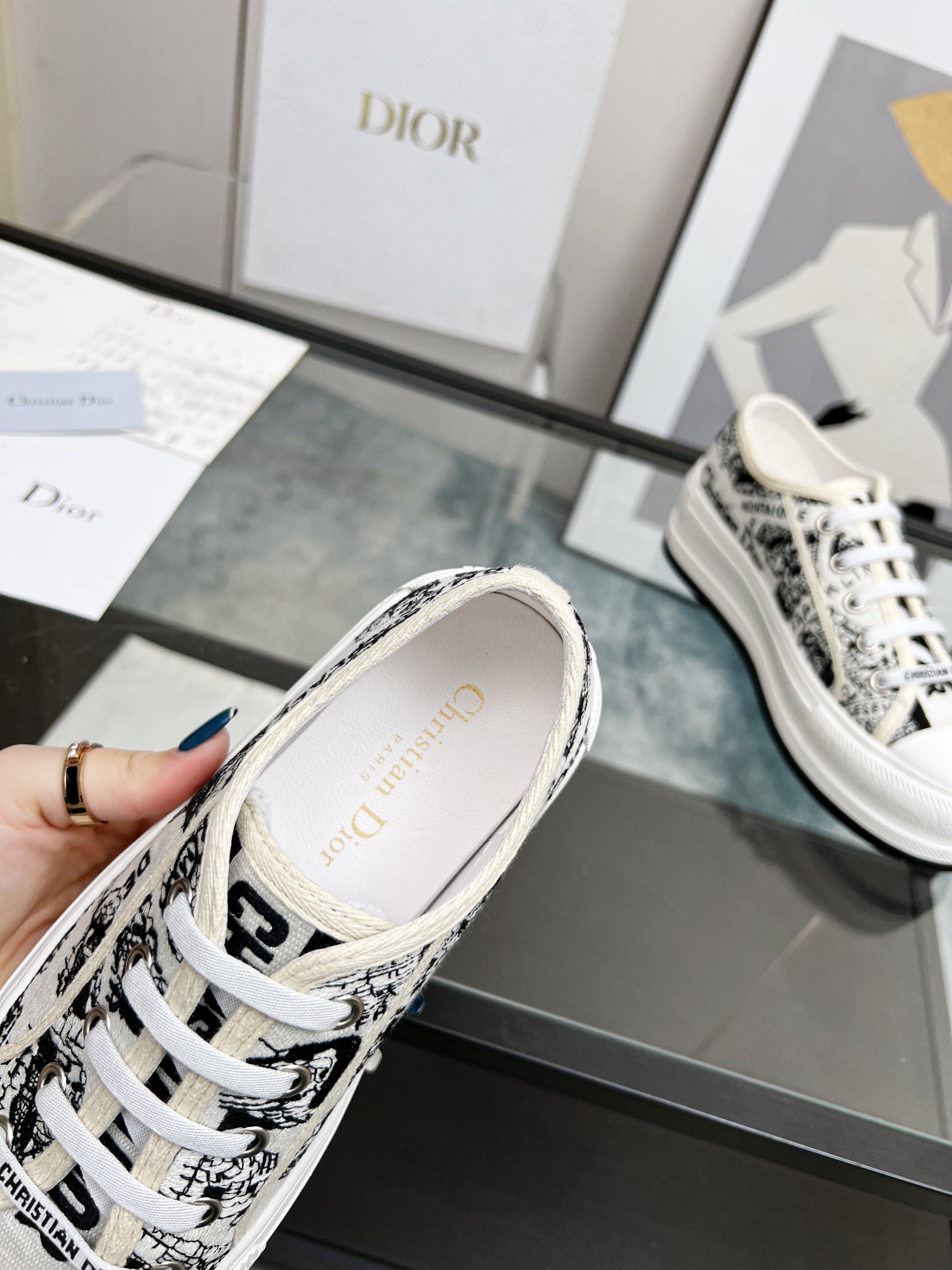 Dior sneakers