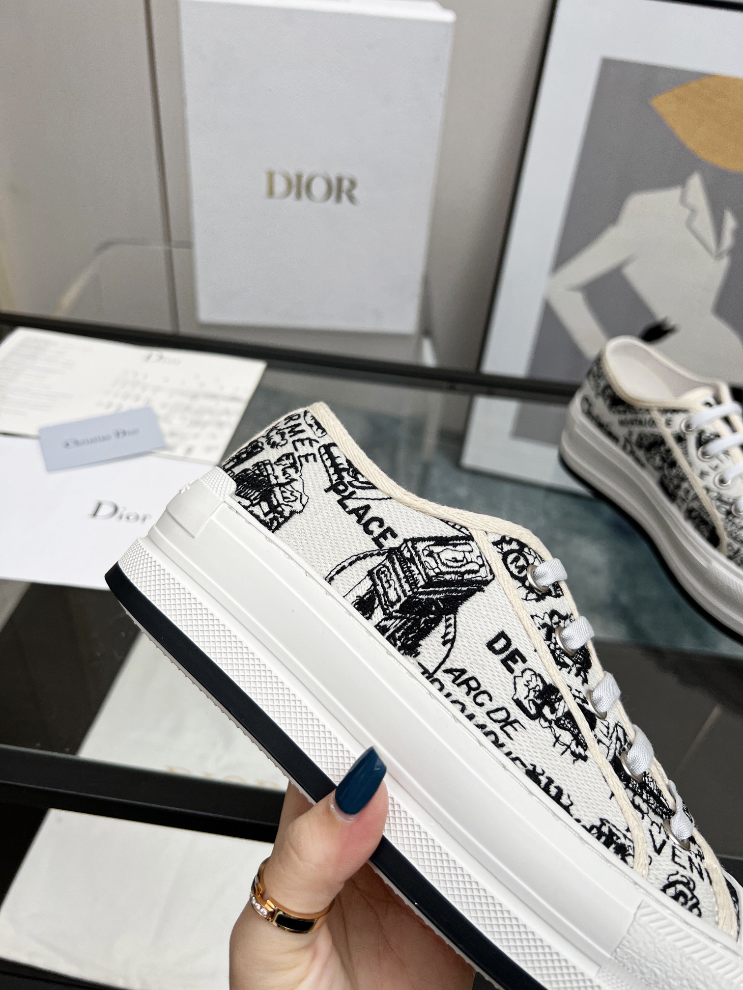 Dior sneakers