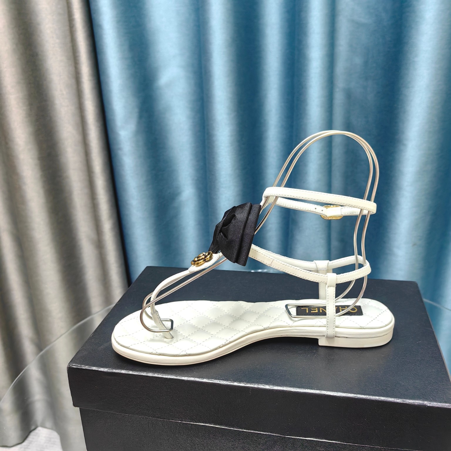 CHANEL Flat ribbon camellia sandals