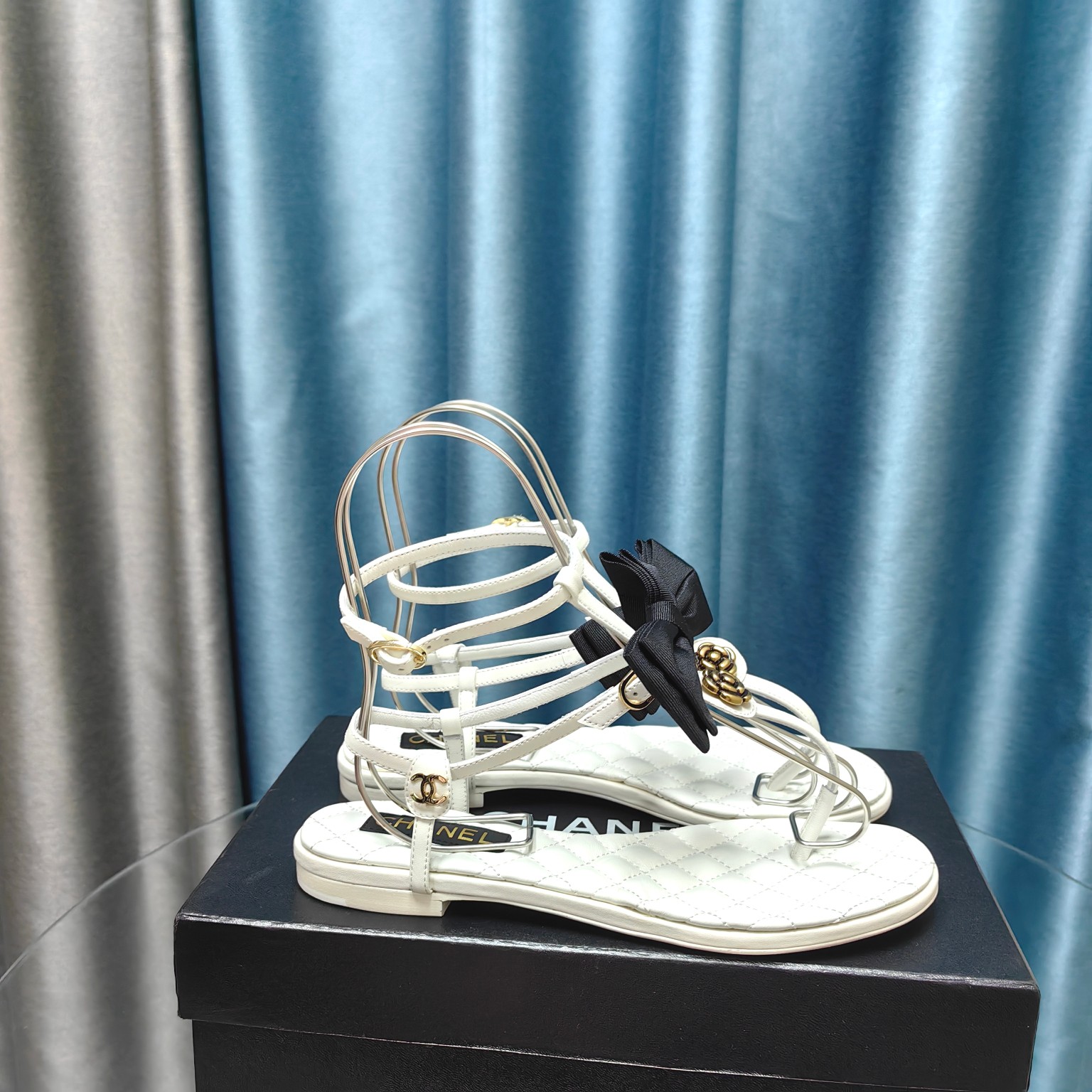 CHANEL Flat ribbon camellia sandals